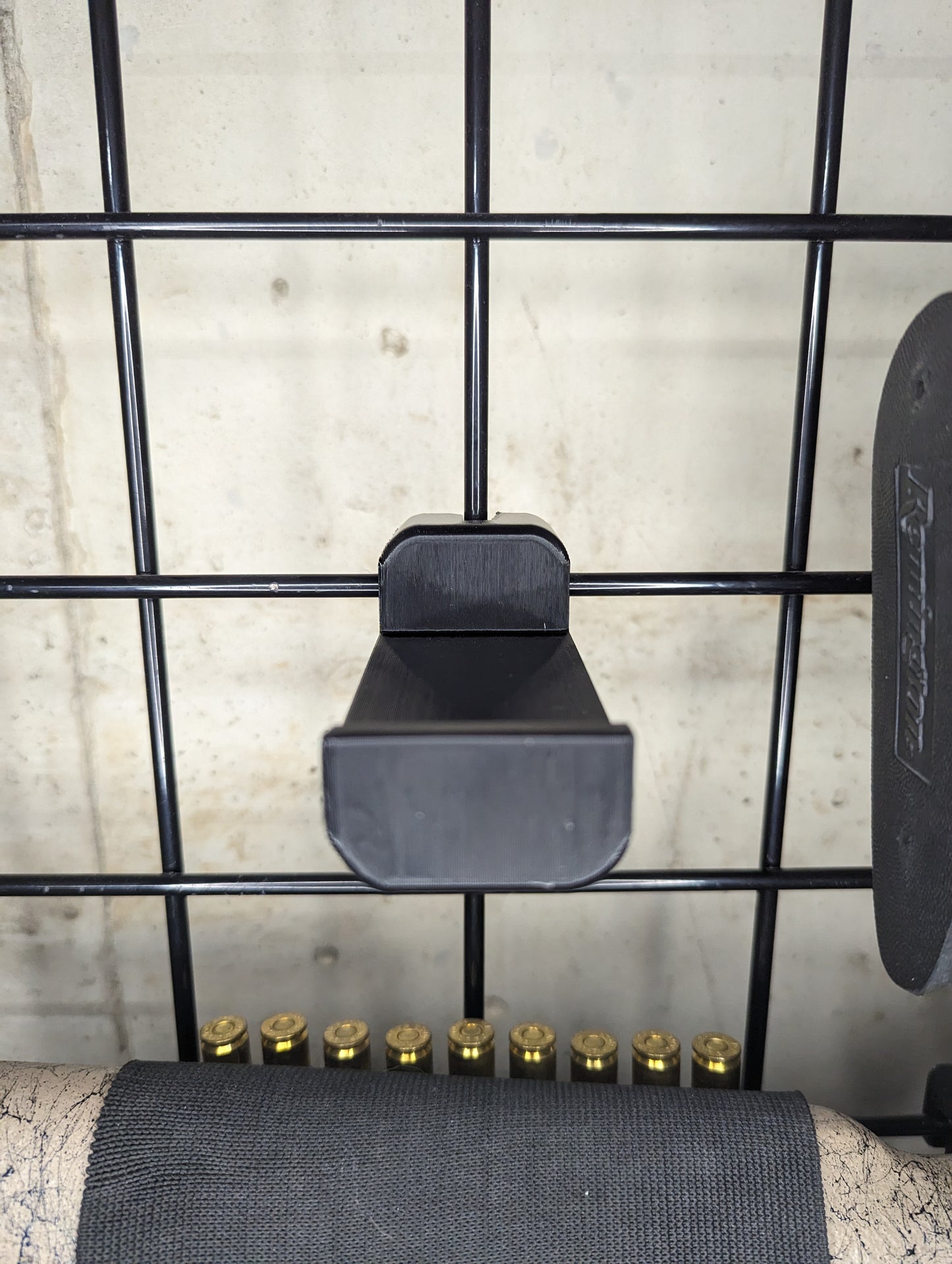 Universal Support Piece - Gridwall | Rifle Holder Storage Rack