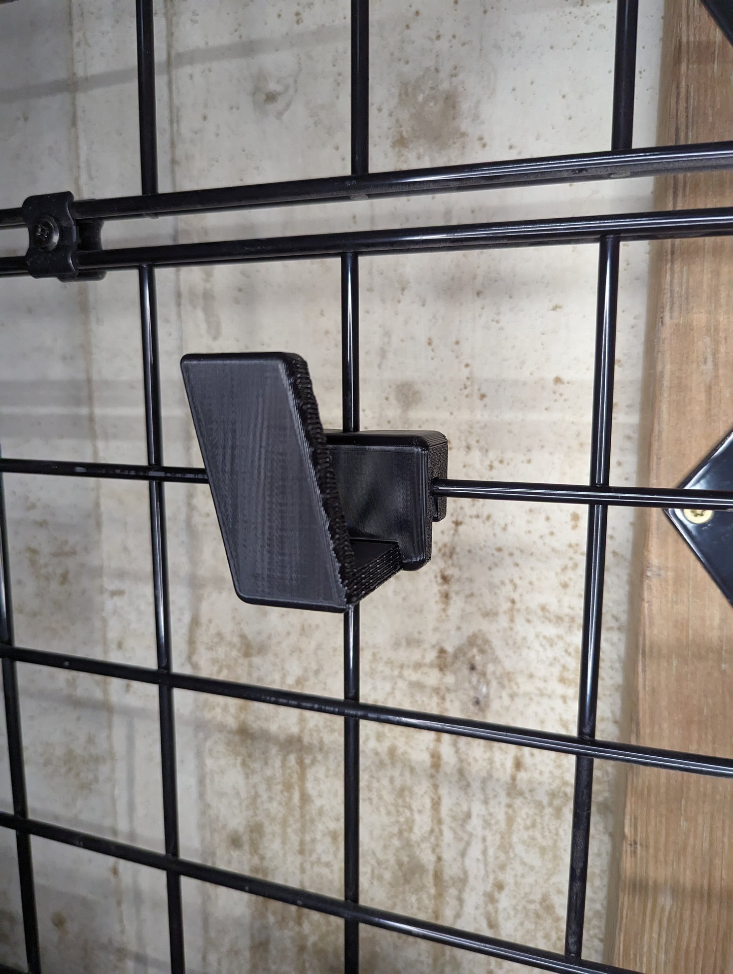 Magwell Mount for Taurus PT 709 - Gridwall | Handgun Holder Storage Rack