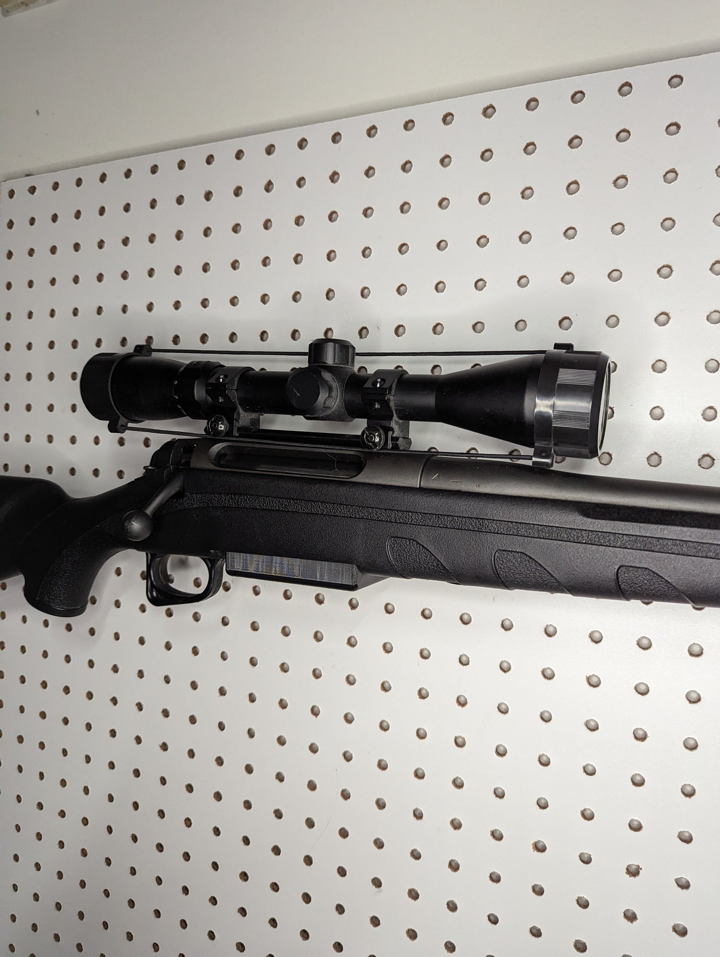 Magwell Mount for Remington 770 LA - Pegboard / IKEA Skadis / Wall Control / Vaultek | Rifle Holder Storage Rack