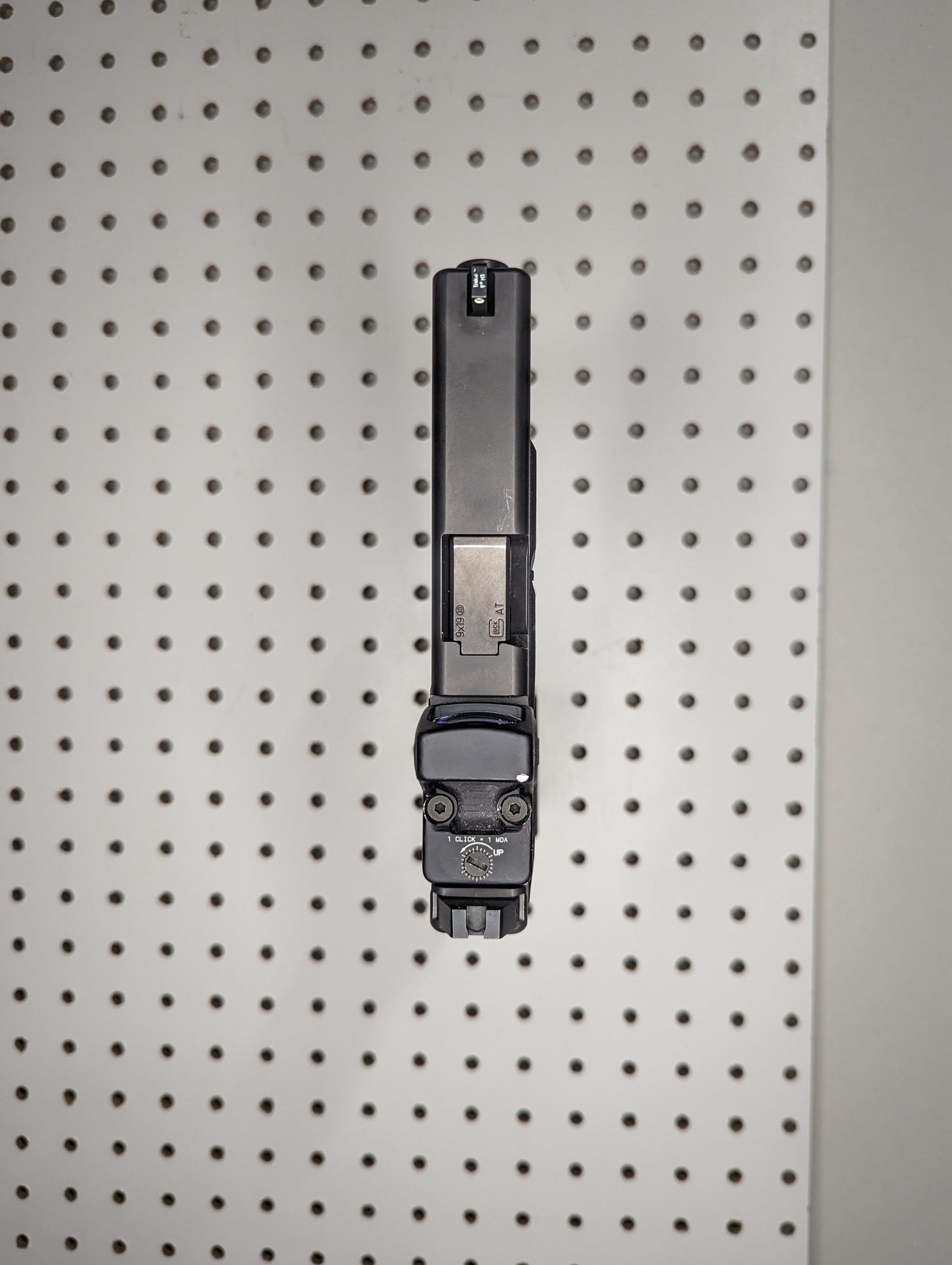 Inline Vertical Magwell Mount for Glock 9mm/40/357 - Pegboard / IKEA Skadis / Wall Control / Vaultek | Rifle Holder Storage Rack