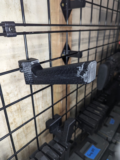 Inline Vertical Magwell Mount for Glock 9mm/40/357 - Gridwall | Rifle Holder Storage Rack