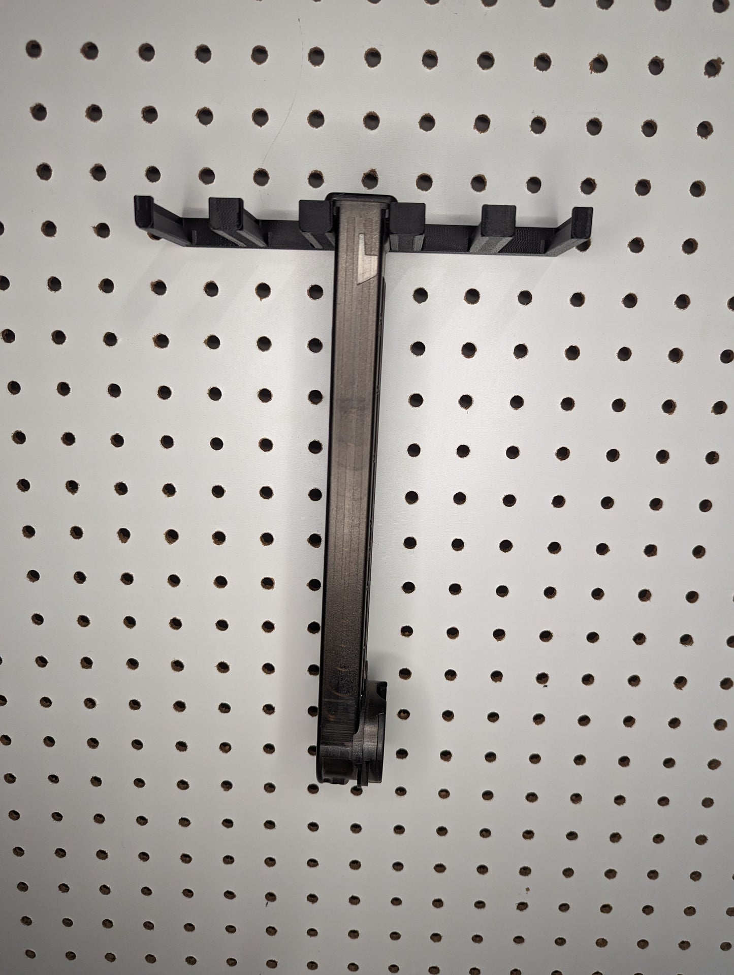 Mount for FN P90/PS90 Mags - Pegboard / IKEA Skadis / Wall Control / Vaultek | Magazine Holder Storage Rack