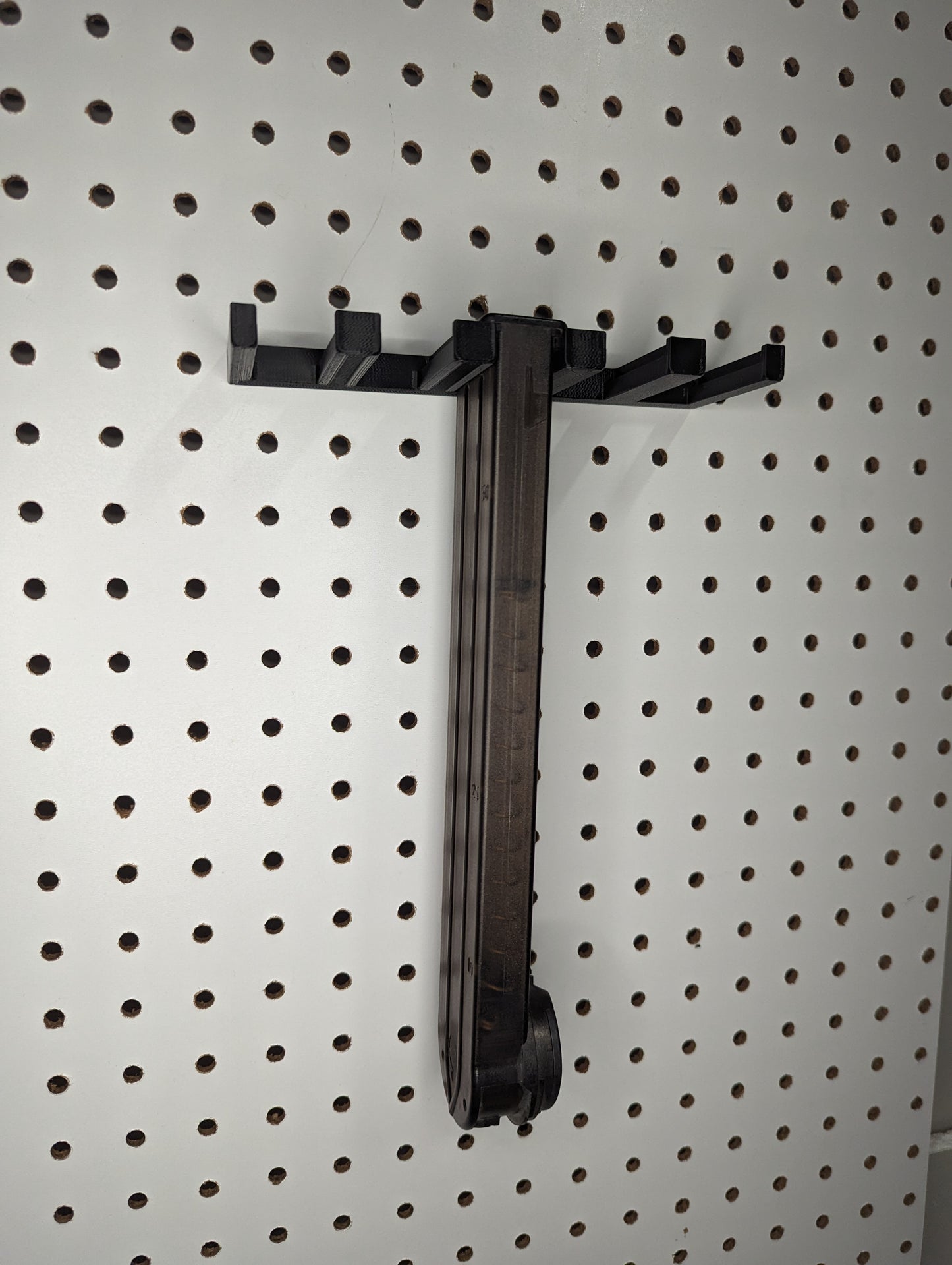 Mount for FN P90/PS90 Mags - Pegboard / IKEA Skadis / Wall Control / Vaultek | Magazine Holder Storage Rack