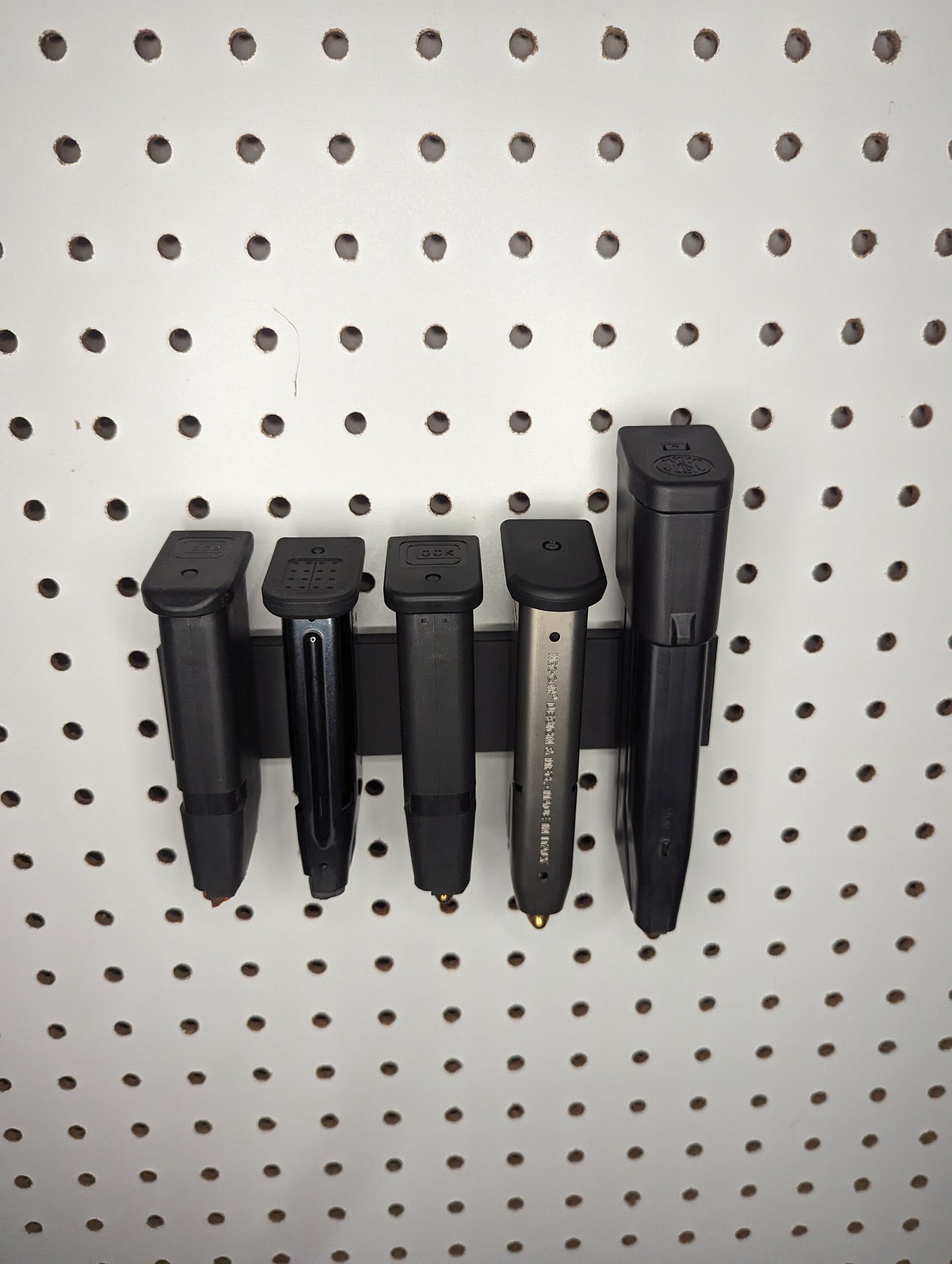 Universal Magnetic Magazine Mount - Pegboard / IKEA Skadis / Wall Control / Vaultek | Magazine Holder Storage Rack