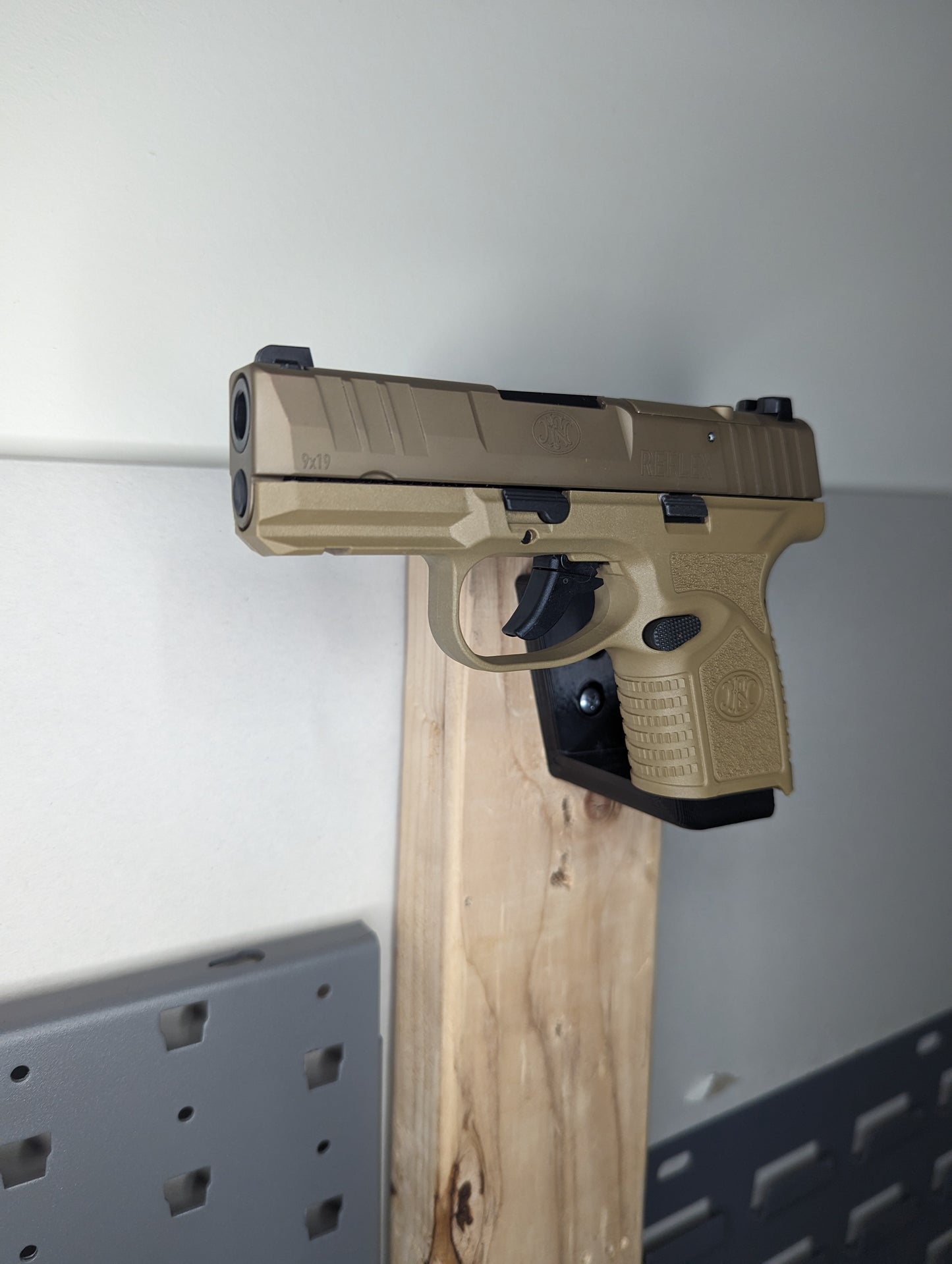 Magwell Mount for FN Reflex - Wall | Handgun Holder Storage Rack