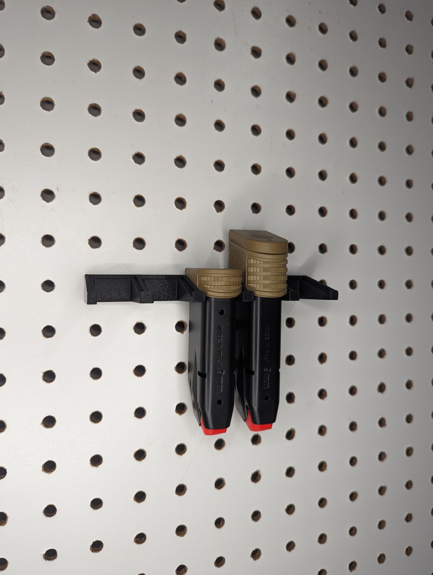 Mount for FN Reflex Mags - Pegboard / IKEA Skadis / Wall Control / Vaultek | Magazine Holder Storage Rack