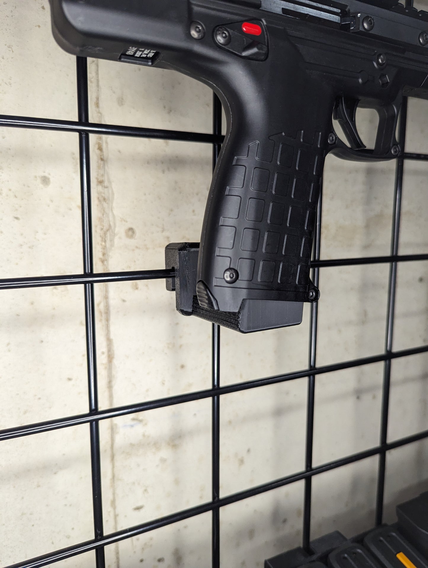 Magwell Mount for Keltec CP33 / CP30 / PMR30 - Gridwall | Handgun Holder Storage Rack