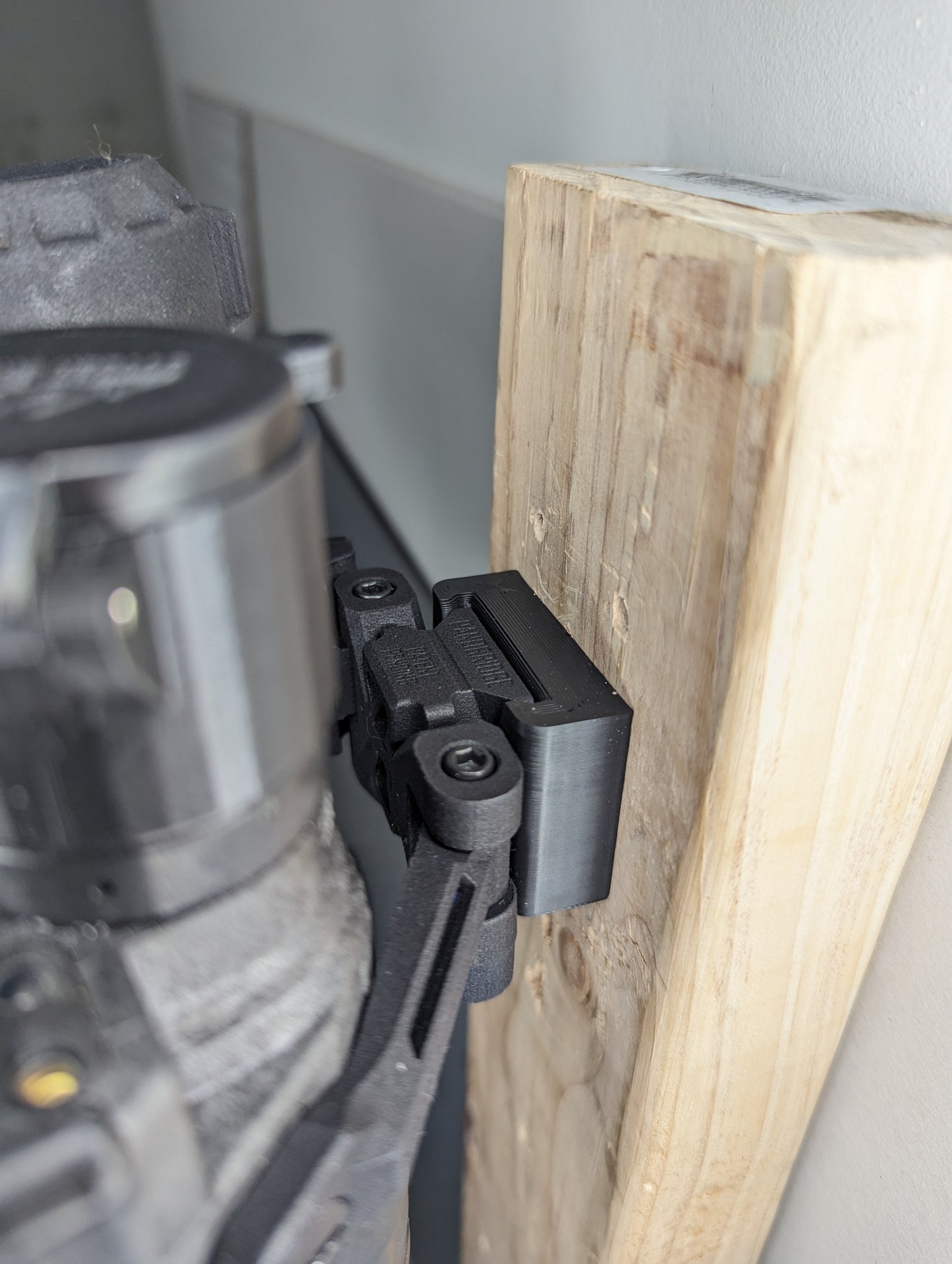 Dovetail Mount for Night Vision / Thermal - Wall | Gear Holder Storage Rack