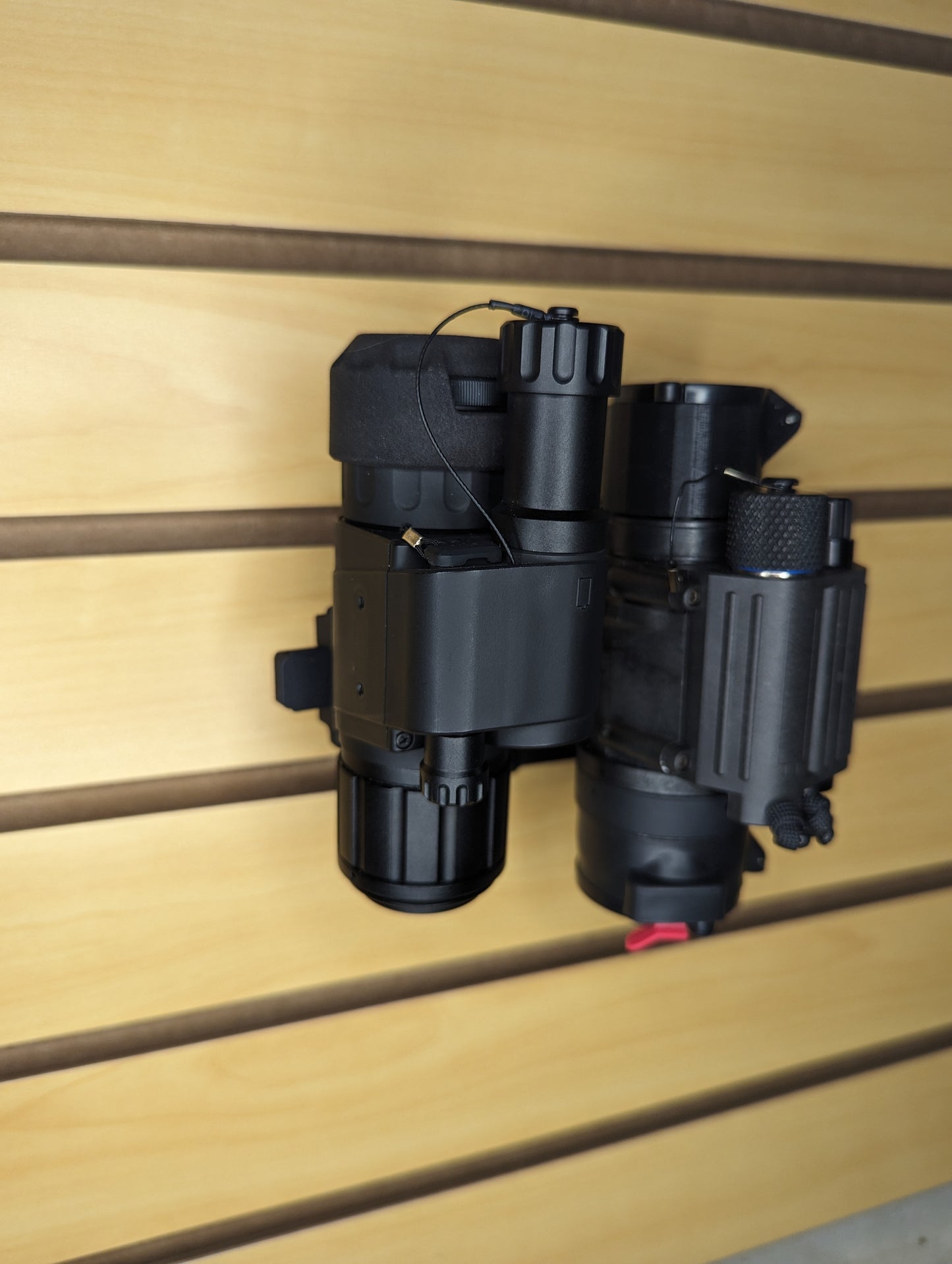 Dovetail Mount for Night Vision / Thermal - Slatwall | Gear Holder Storage Rack