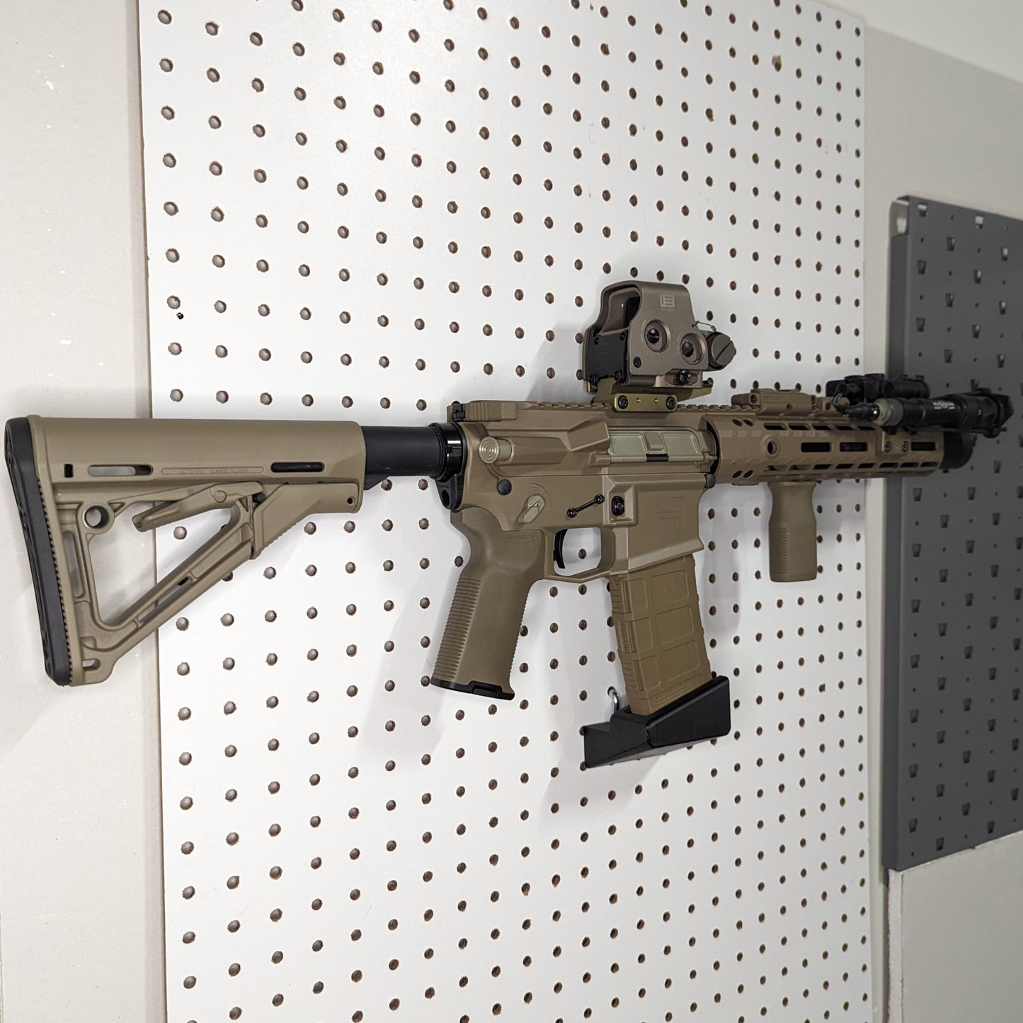 AR 15 Pmag Rifle Mount - Pegboard / IKEA Skadis / Wall Control / Vaultek | Rifle Holder Storage Rack