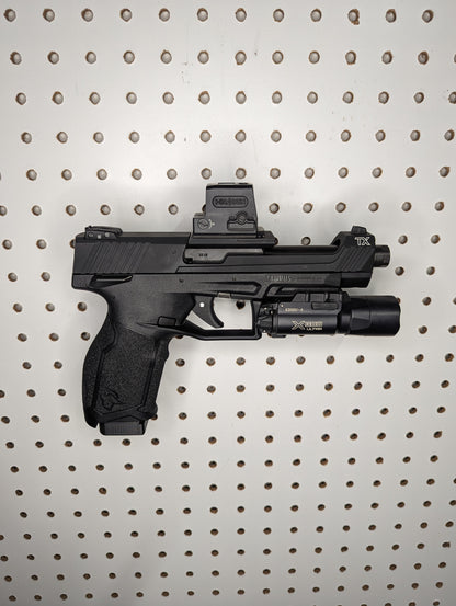 Magwell Mount for Taurus TX22 - Pegboard / IKEA Skadis / Wall Control / Vaultek | Handgun Holder Storage Rack