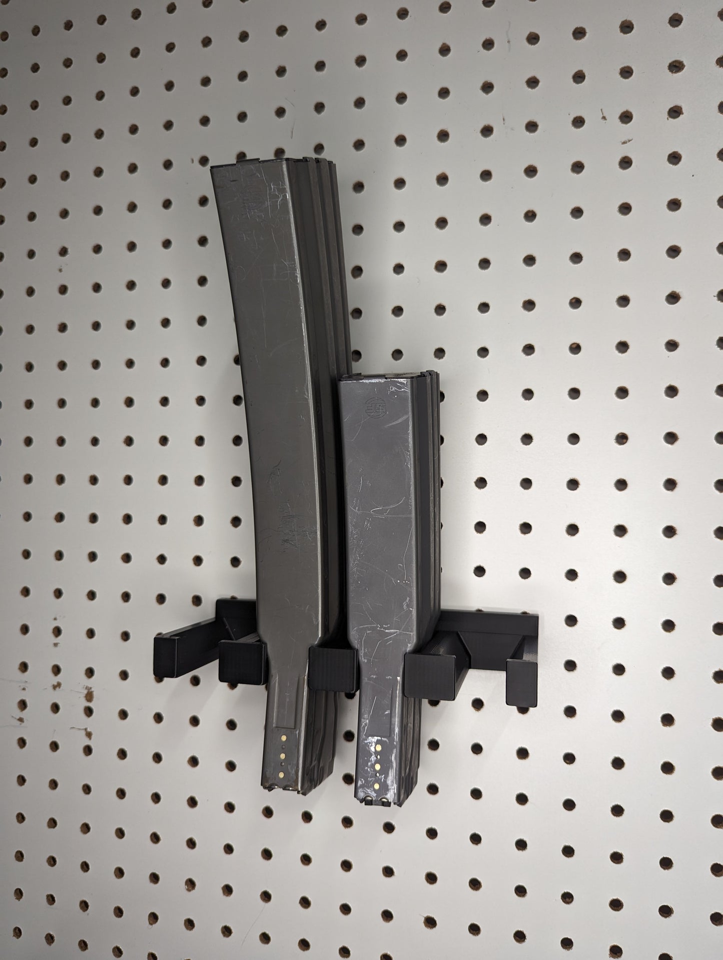 Mount for AR 15 223 / 556 Surefire 60 / 100 Mags - Pegboard / IKEA Skadis / Wall Control / Vaultek | Magazine Holder Storage Rack