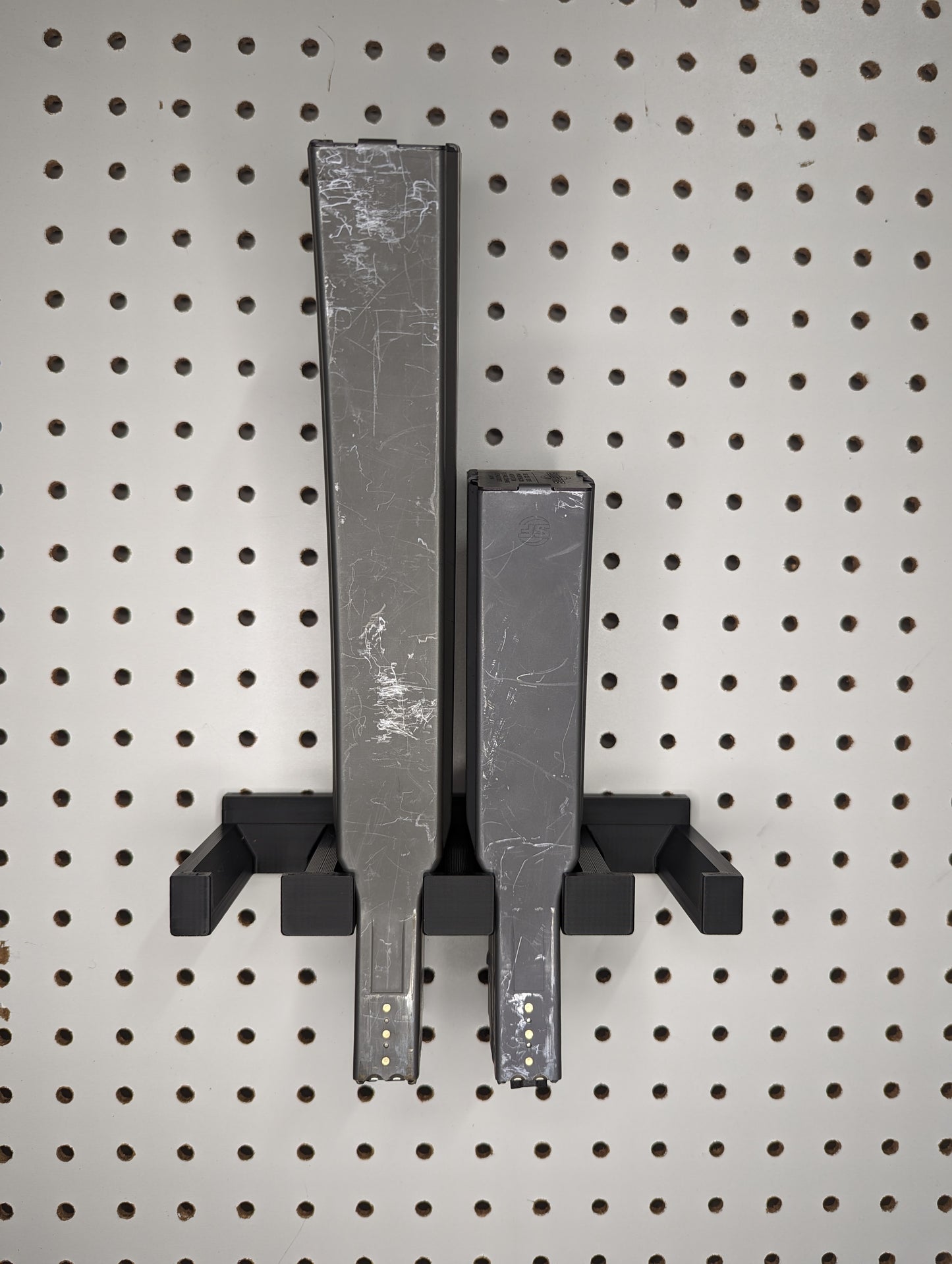 Mount for AR 15 223 / 556 Surefire 60 / 100 Mags - Pegboard / IKEA Skadis / Wall Control / Vaultek | Magazine Holder Storage Rack