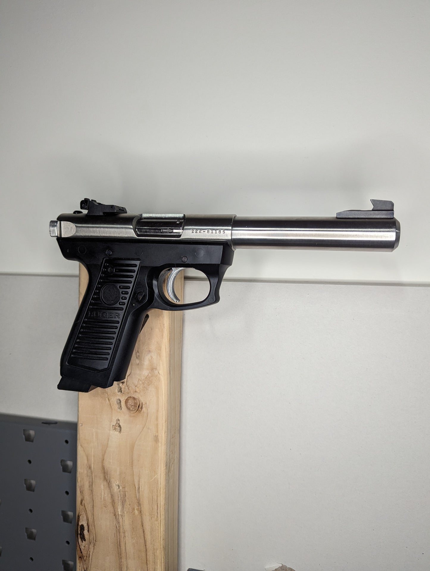 Magwell Mount for Ruger Mark III/IV 22/45 - Wall | Handgun Holder Storage Rack