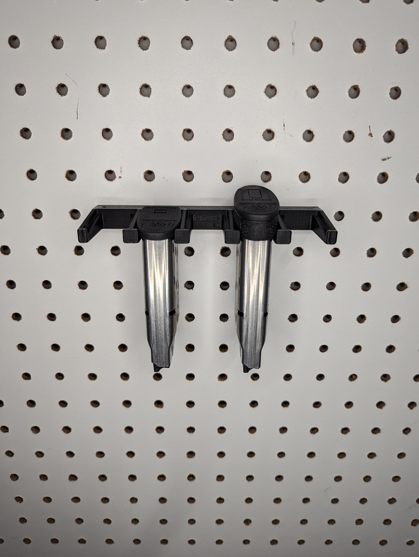 Mount for S&W Shield Plus 30 Super Carry Mags - Pegboard / IKEA Skadis / Wall Control / Vaultek | Magazine Holder Storage Rack