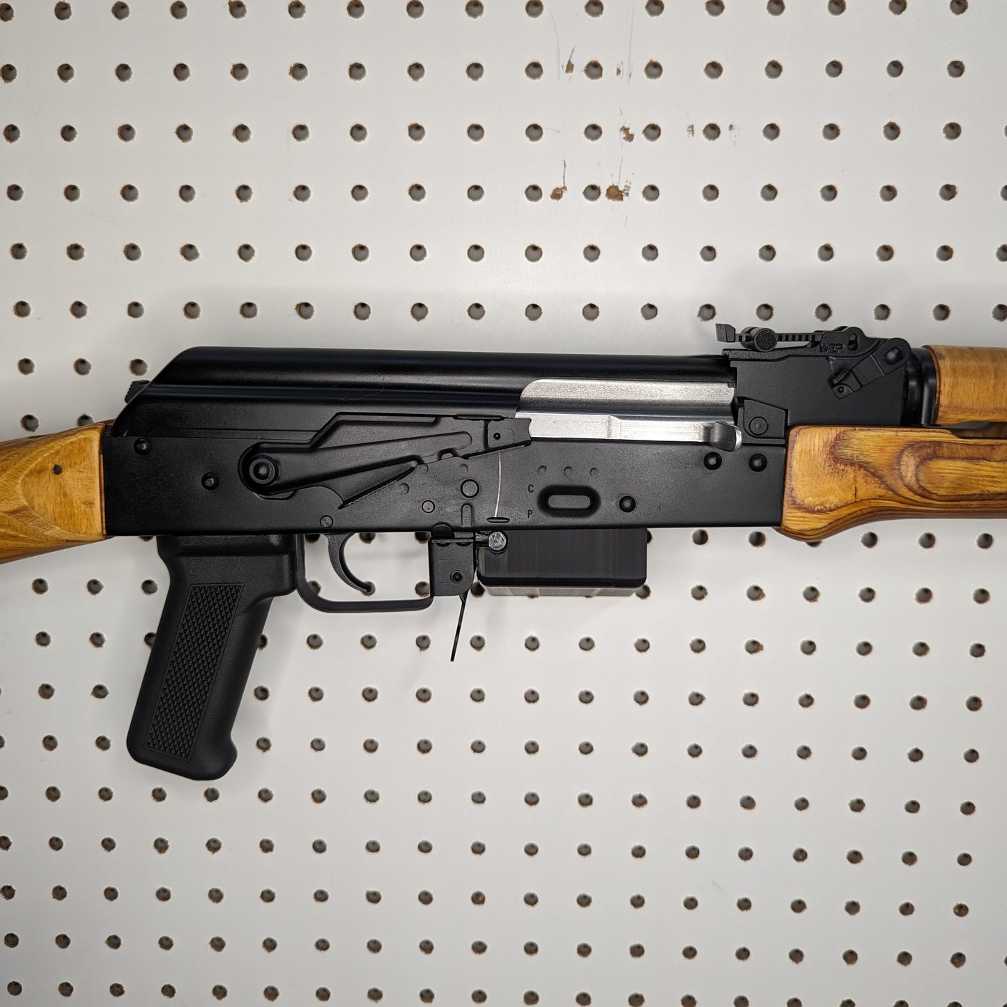 AK 74 5.45 / 5.56 Magwell Mount - Pegboard / IKEA Skadis / Wall Control / Vaultek | Rifle Holder Storage Rack