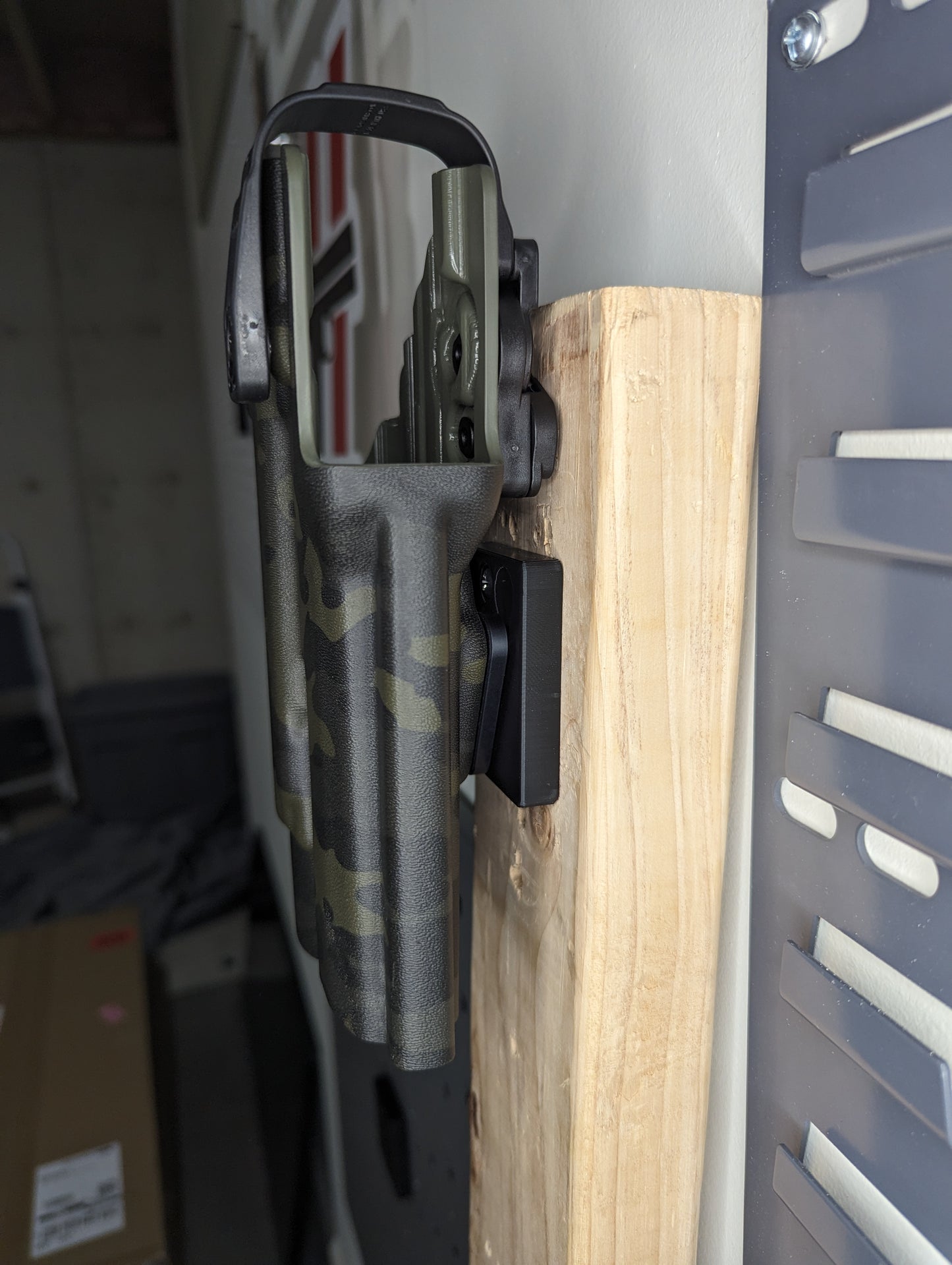 Slip-On Mount for Dara ALQD - Wall | Handgun Holder Storage Rack