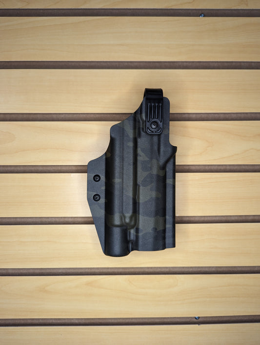 Slip-On Mount for Dara ALQD - Slatwall | Handgun Holder Storage Rack