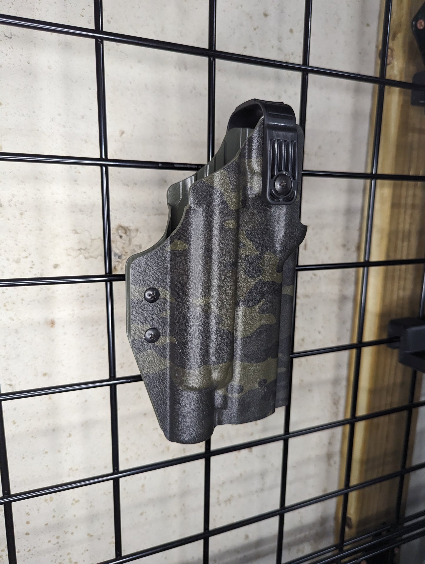 Slip-On Mount for Dara ALQD - Gridwall | Handgun Holder Storage Rack