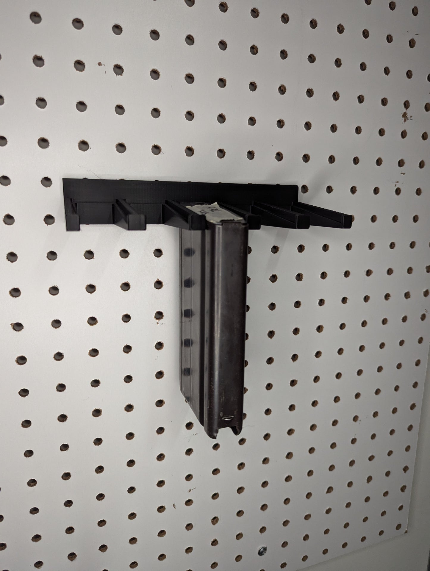 Mount for FN FAL 20 Round Mags - Pegboard / IKEA Skadis / Wall Control / Vaultek | Magazine Holder Storage Rack