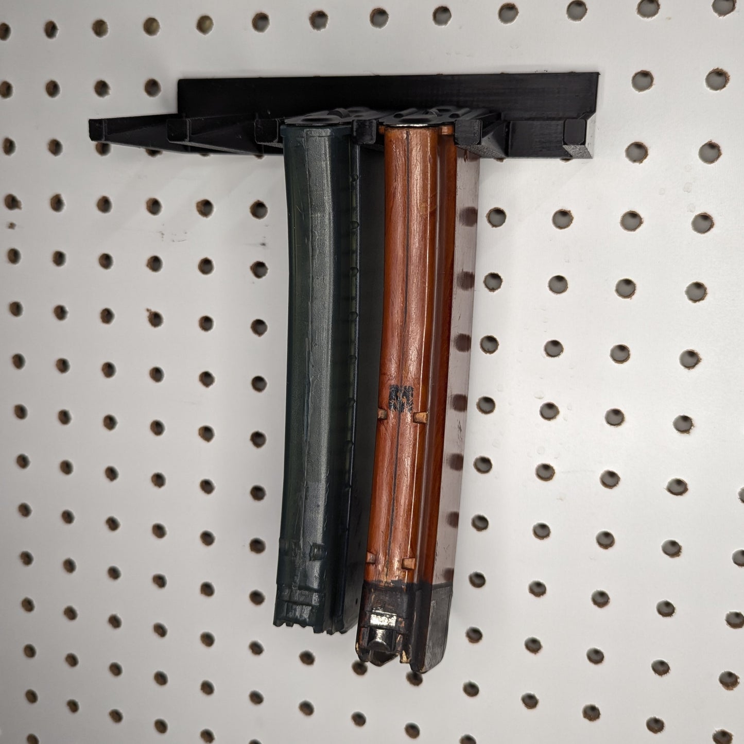 Mount for 556 AK-74 Beryl Mags - Pegboard / IKEA Skadis / Wall Control / Vaultek | Magazine Holder Storage Rack