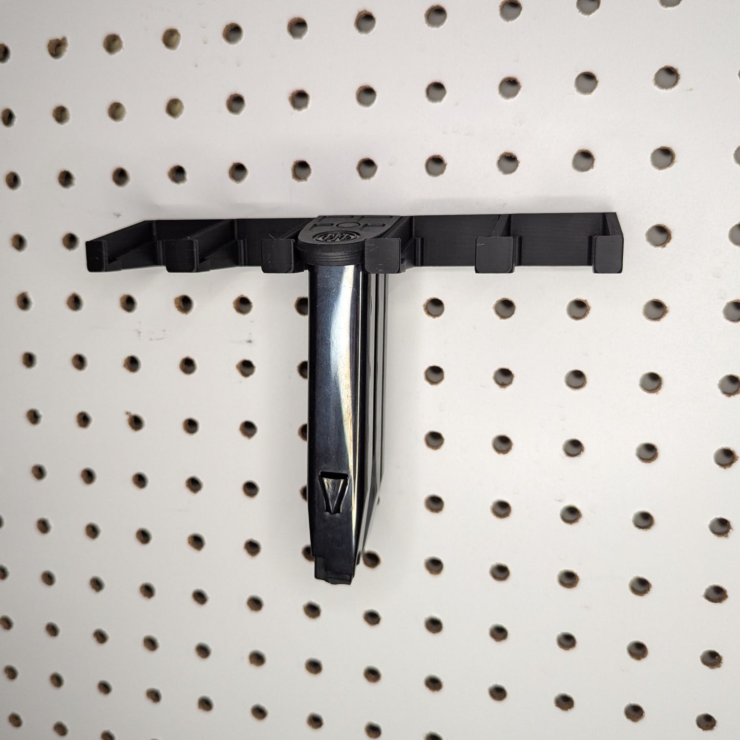 Mount for Beretta APX 9mm Mags - Pegboard / IKEA Skadis / Wall Control / Vaultek | Magazine Holder Storage Rack