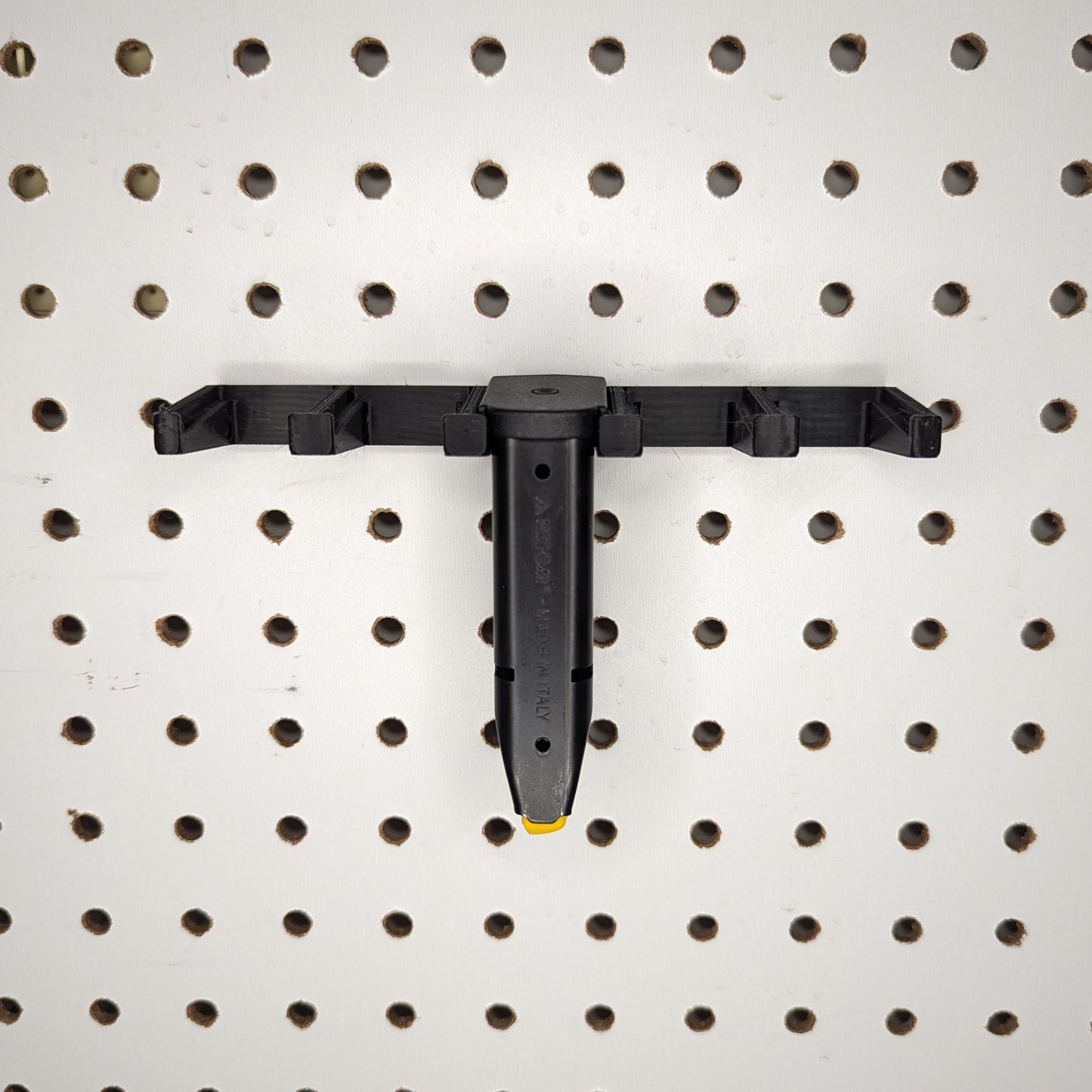 Mount for Taurus GX4 / GX4L Mags - Pegboard / IKEA Skadis / Wall Control / Vaultek | Magazine Holder Storage Rack