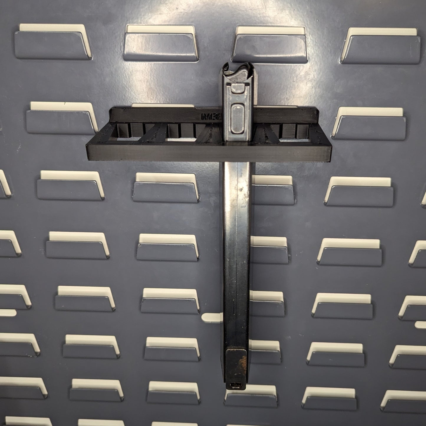 Mount for Suomi M31 Mags - SecureIt / Akro-Mils | Magazine Holder Storage Rack