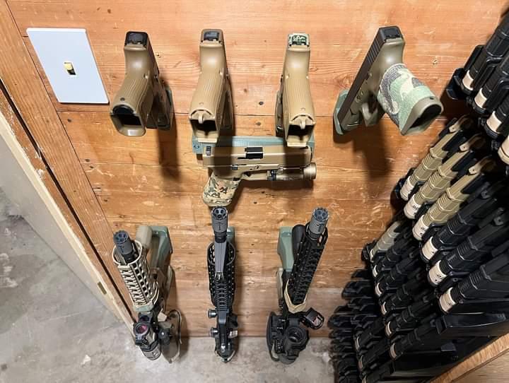 AR 15 Inline Vertical Magwell Mount - Wall | Rifle Holder Storage Rack