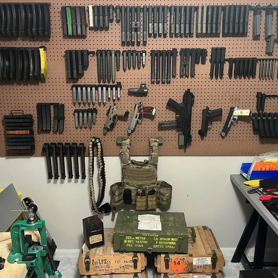 Picatinny Rail Gun Mount - Pegboard / IKEA Skadis / Wall Control / Vaultek | Rifle Holder Storage Rack