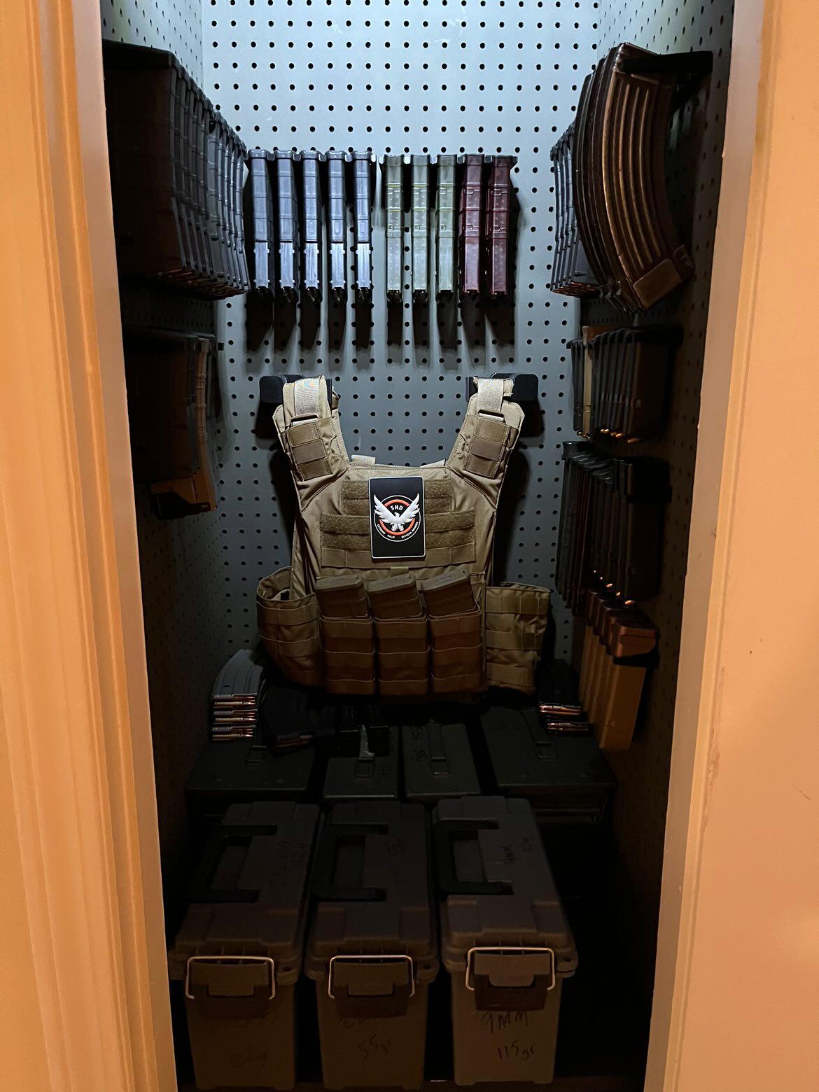 Plate Carrier / Body Armor Mount - Pegboard / IKEA Skadis / Wall Control / Vaultek | Gear Holder Storage Rack