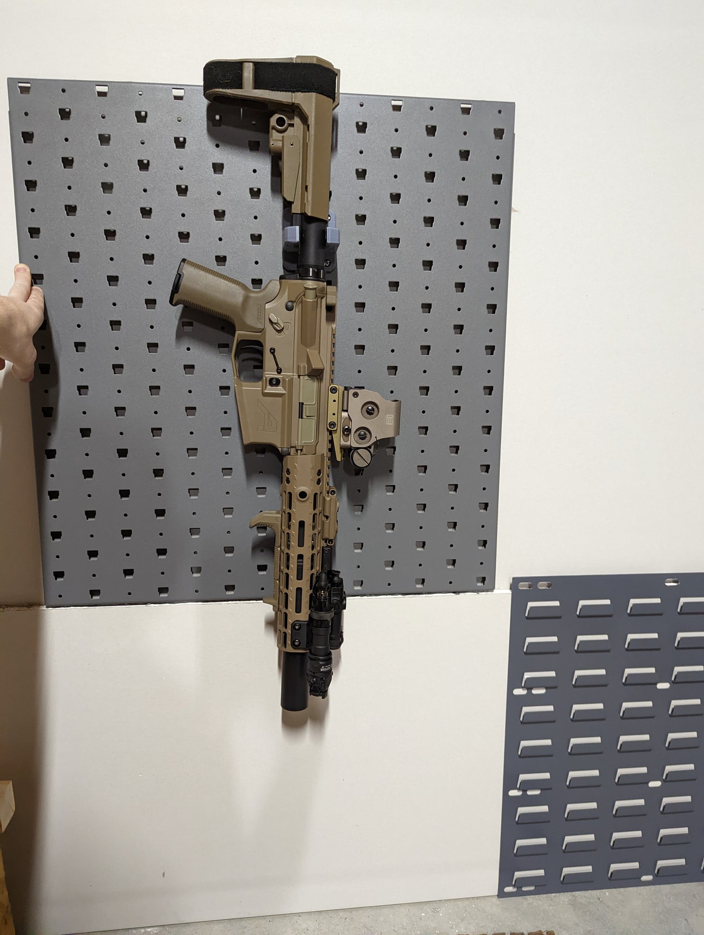 AR 15 Buffer Tube Mount - GallowTech | Rifle Holder Storage Rack