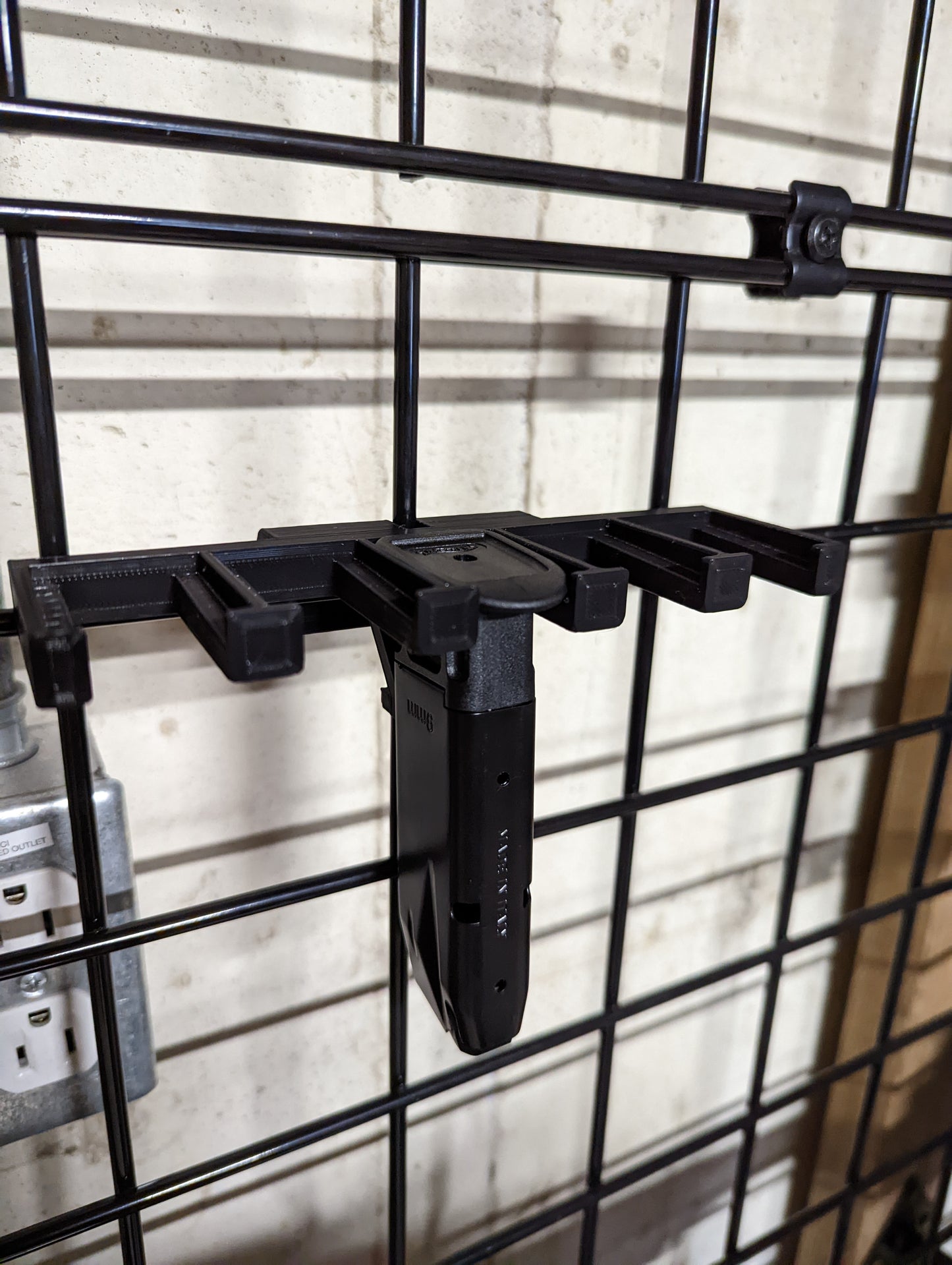 Mount for Walther PDP Mags - Gridwall | Magazine Holder Storage Rack