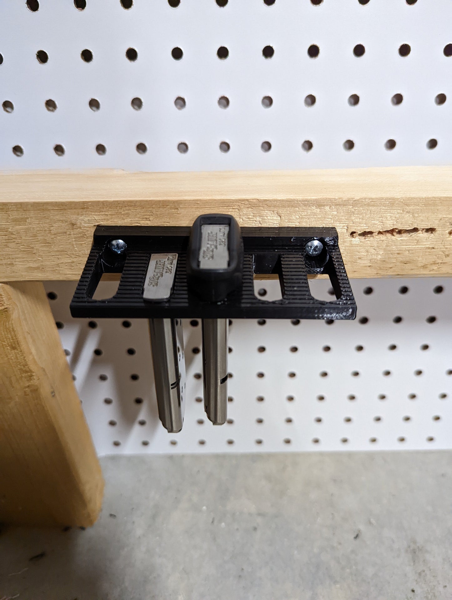Mount for Bersa Thunder 380 Mags - Wall | Magazine Holder Storage Rack