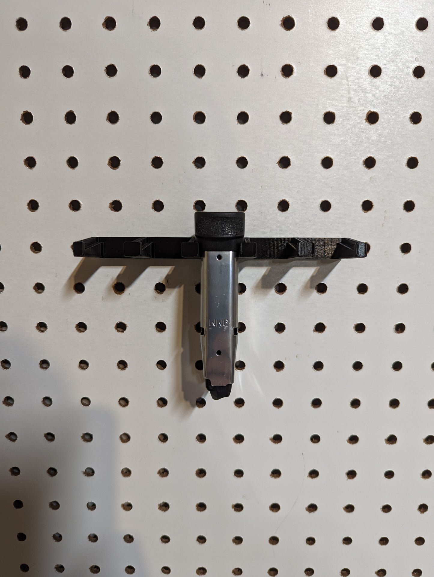 Mount for Springfield Hellcat Mags - Pegboard / IKEA Skadis / Wall Control / Vaultek | Magazine Holder Storage Rack