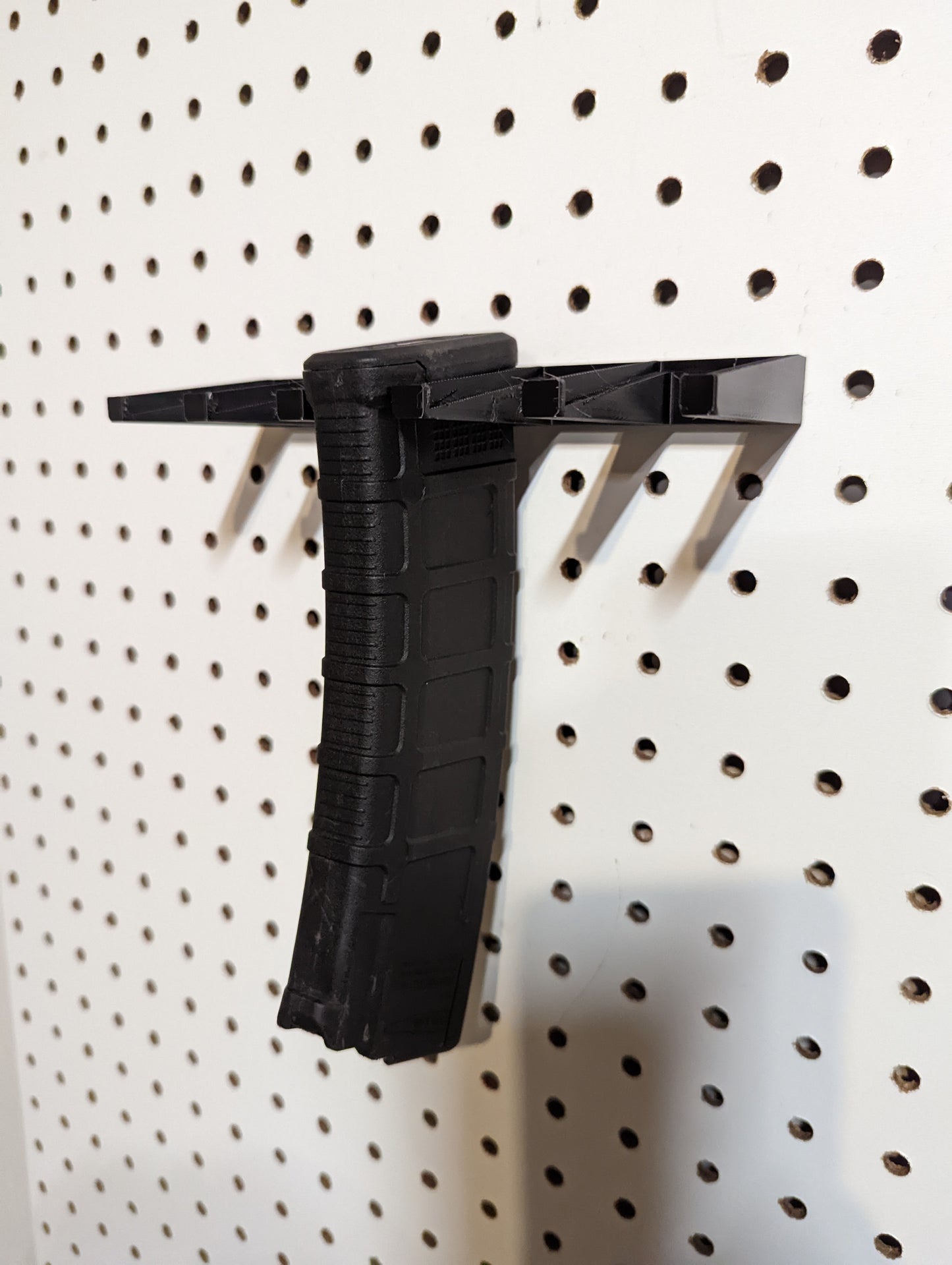 Mount for 545 AK Pmag Mags - Pegboard / IKEA Skadis / Wall Control / Vaultek | Magazine Holder Storage Rack