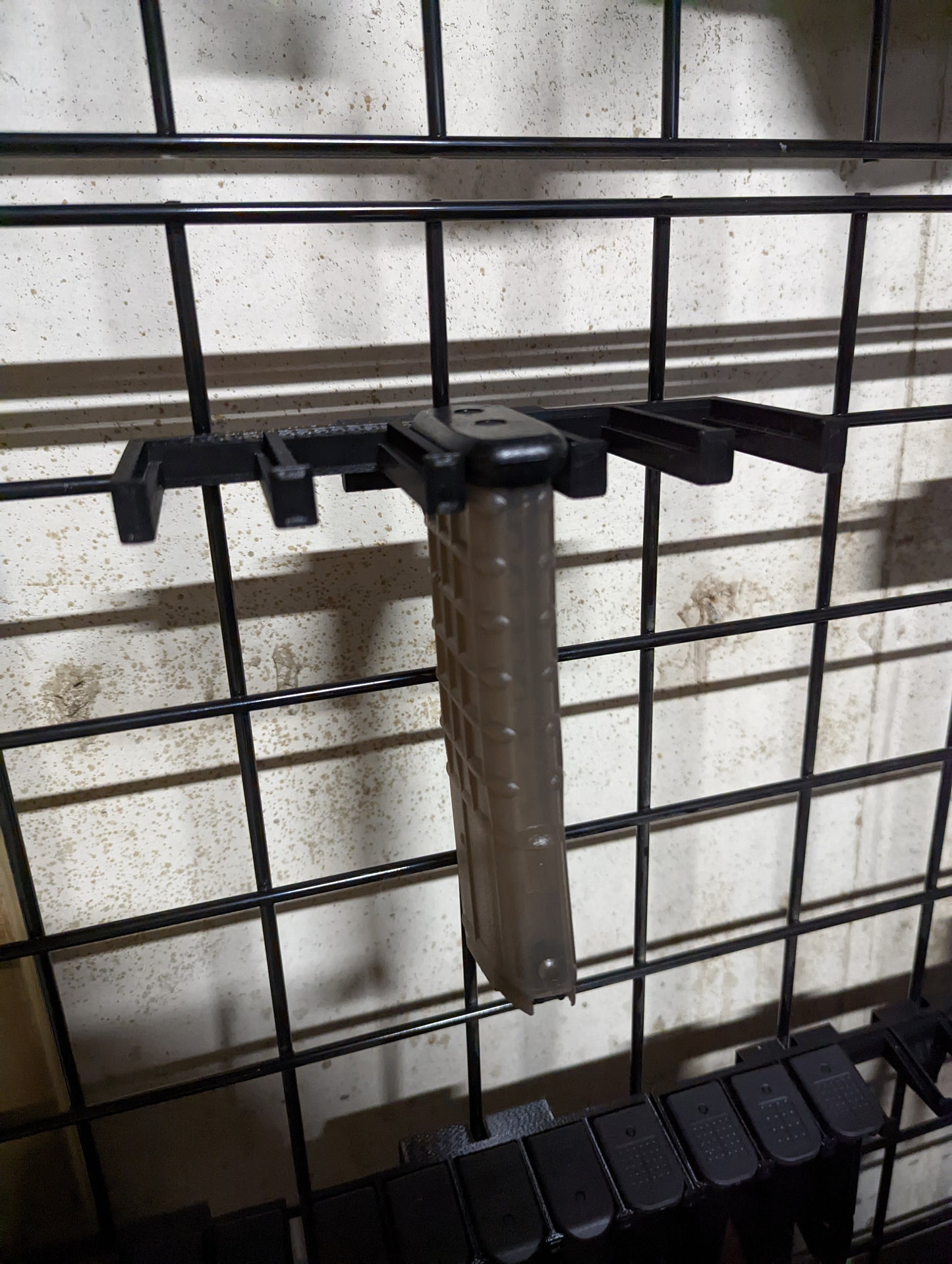 Mount for Steyr AUG Mags - Gridwall | Magazine Holder Storage Rack