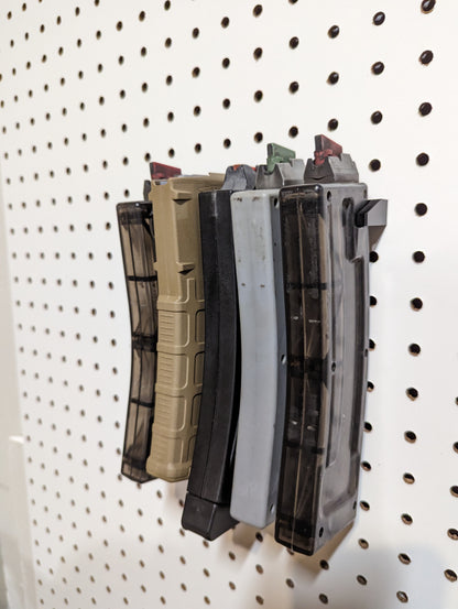 Mount for AR 15 Pattern Mags - Pegboard / IKEA Skadis / Wall Control / Vaultek | Magazine Holder Storage Rack