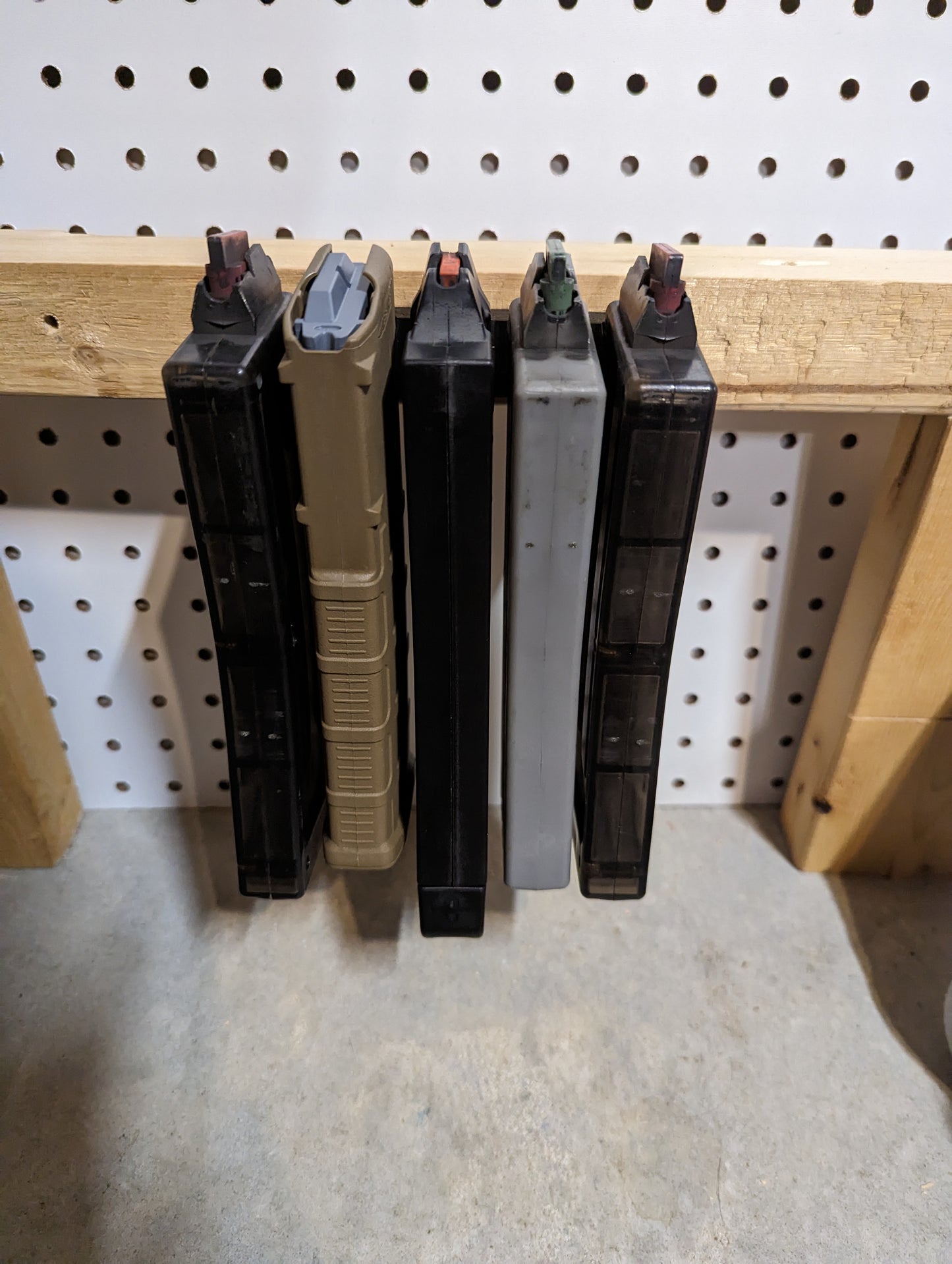 Mount for AR 15 Pattern Mags - Wall | Magazine Holder Storage Rack