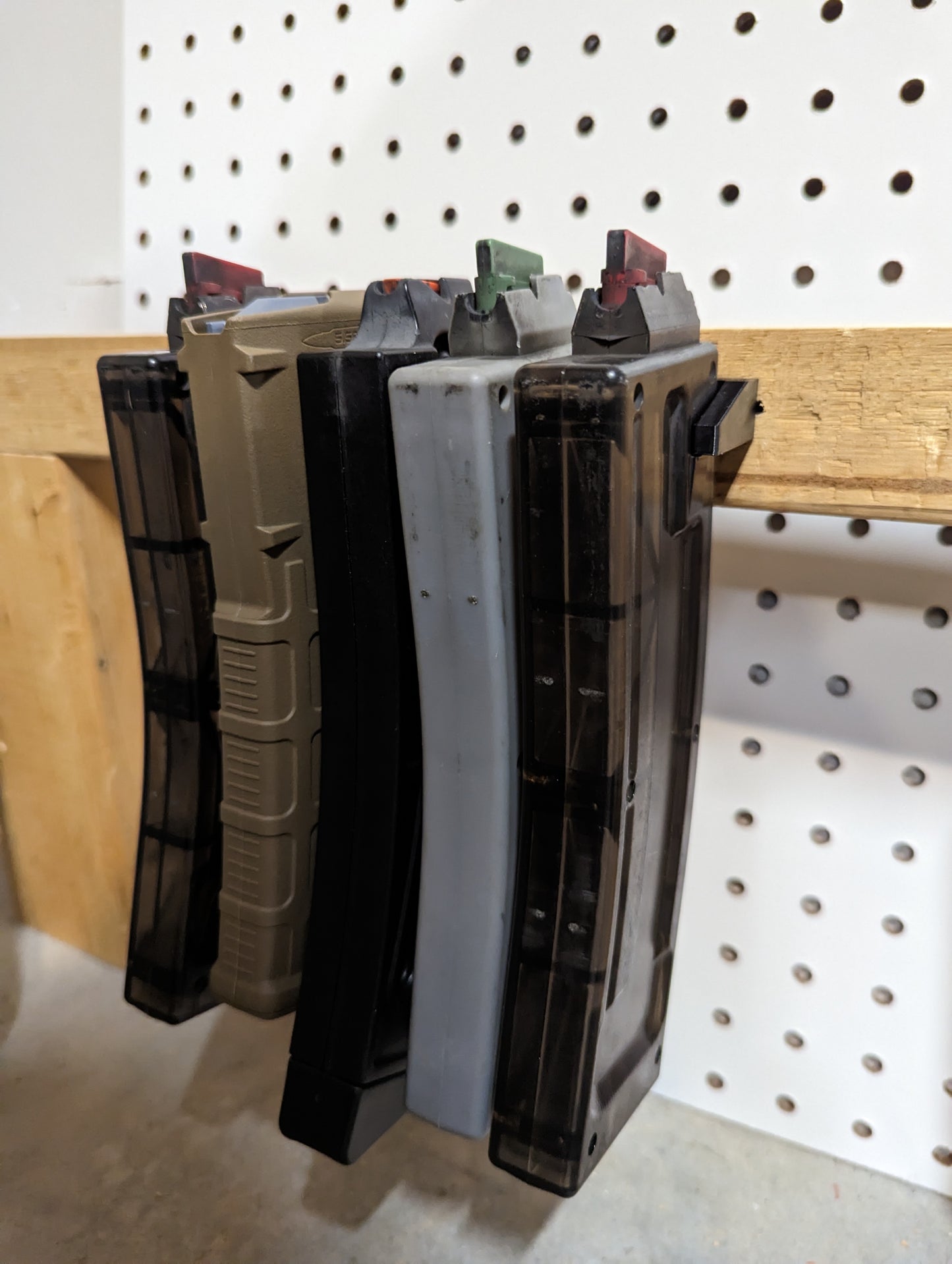 Mount for AR 15 Pattern Mags - Wall | Magazine Holder Storage Rack