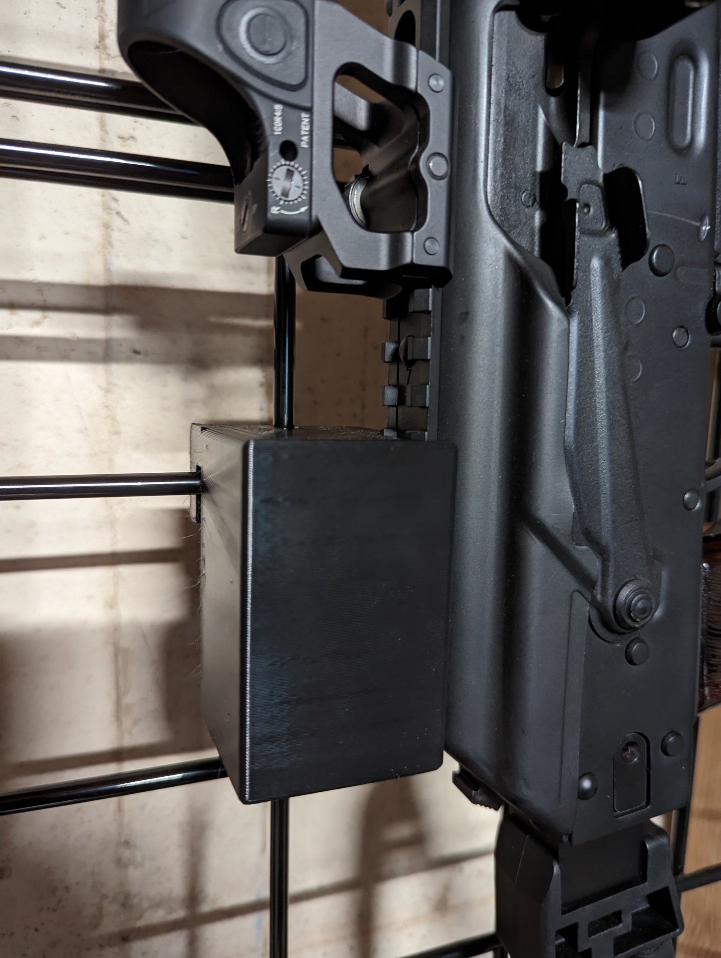 Picatinny Rail Gun Mount - Gridwall | Rifle Holder Storage Rack