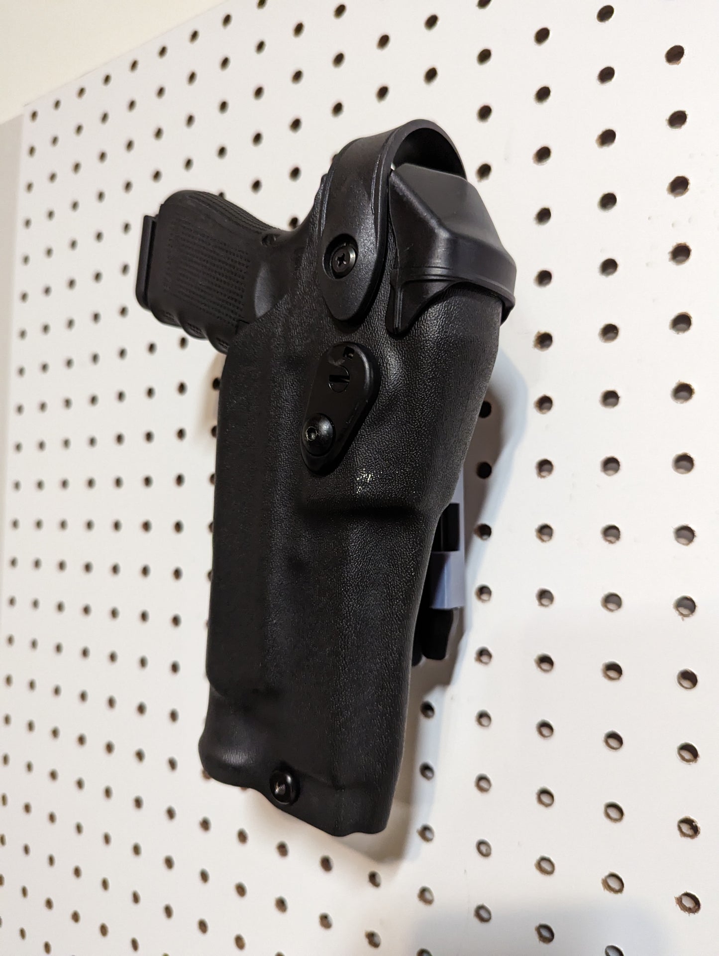 Locking Mount for Safariland QLS - Pegboard / IKEA Skadis / Wall Control / Vaultek | Handgun Holder Storage Rack