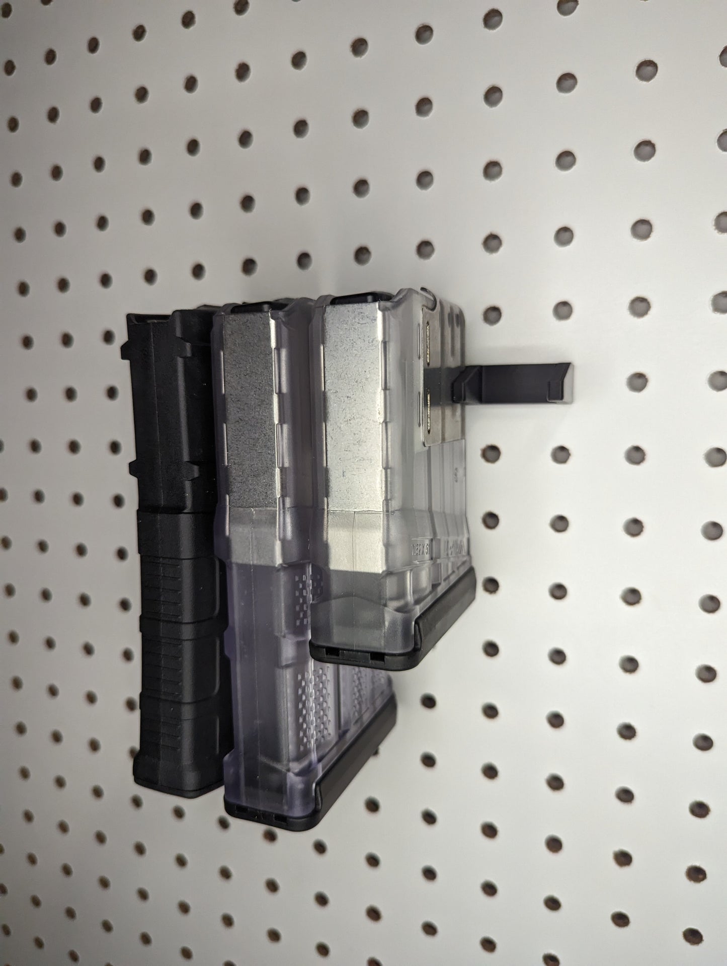 Mount for AR 10 Pattern Mags - Pegboard / IKEA Skadis / Wall Control / Vaultek | Magazine Holder Storage Rack