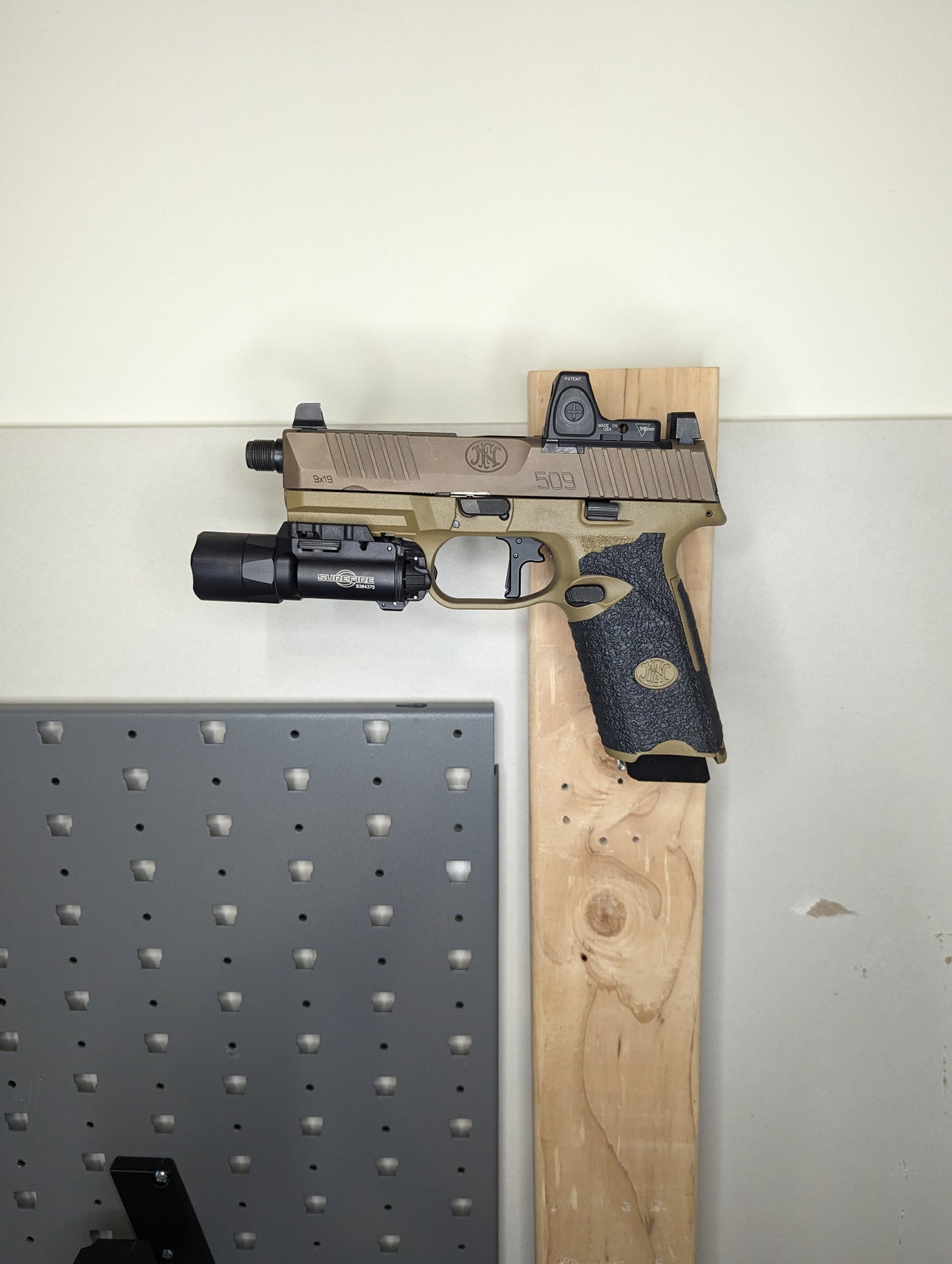 Magwell Mount for FN 509 Series - Wall | Handgun Holder Storage Rack