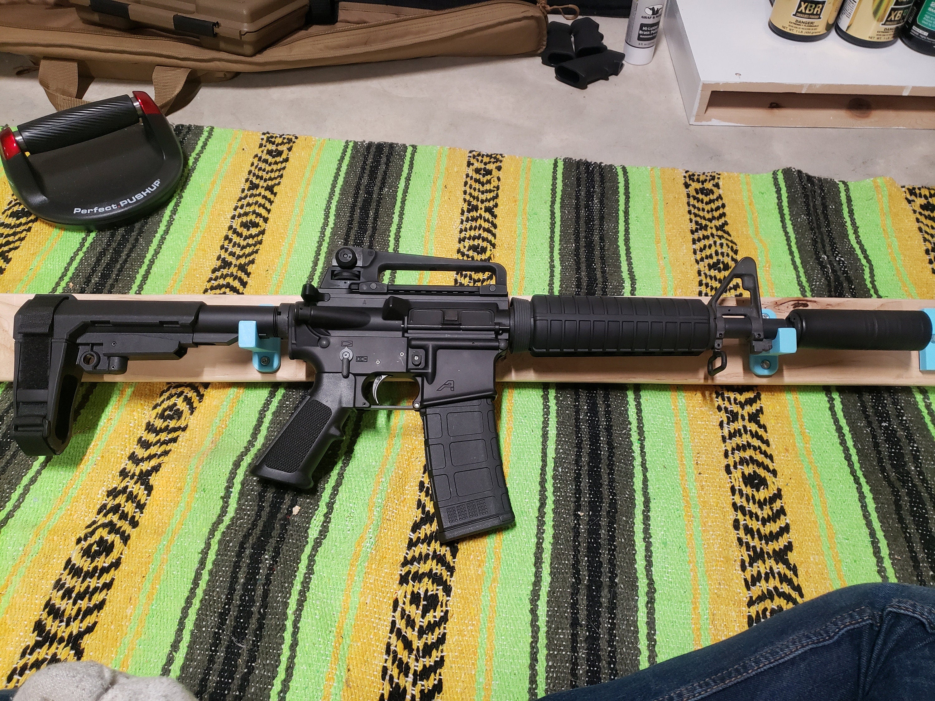 AR 15 Horizontal Mount - Wall | Rifle Holder Storage Rack – hammy3dprints