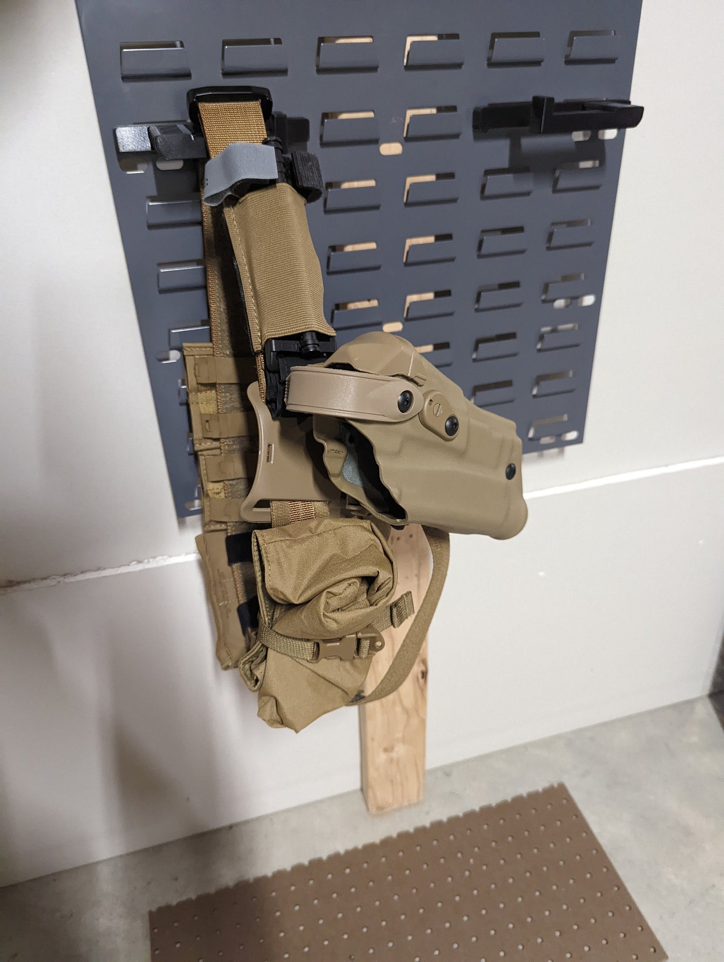 Shooting Belt / Battle Belt Mount - SecureIt / Akro-Mils | Gear Holder Storage Rack