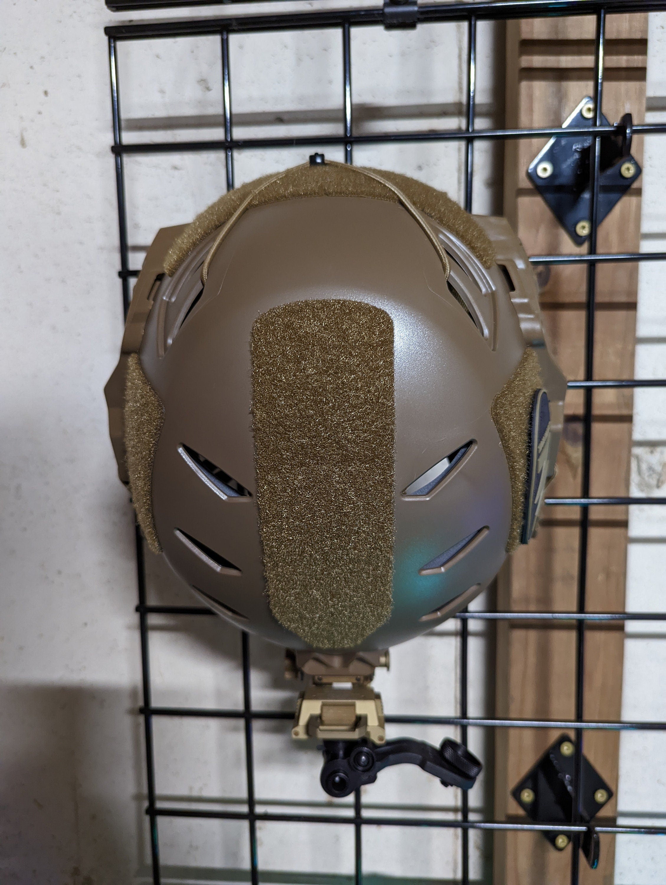 Bump / Ballistic Helmet Mount - Gridwall | Gear Holder Storage Rack ...