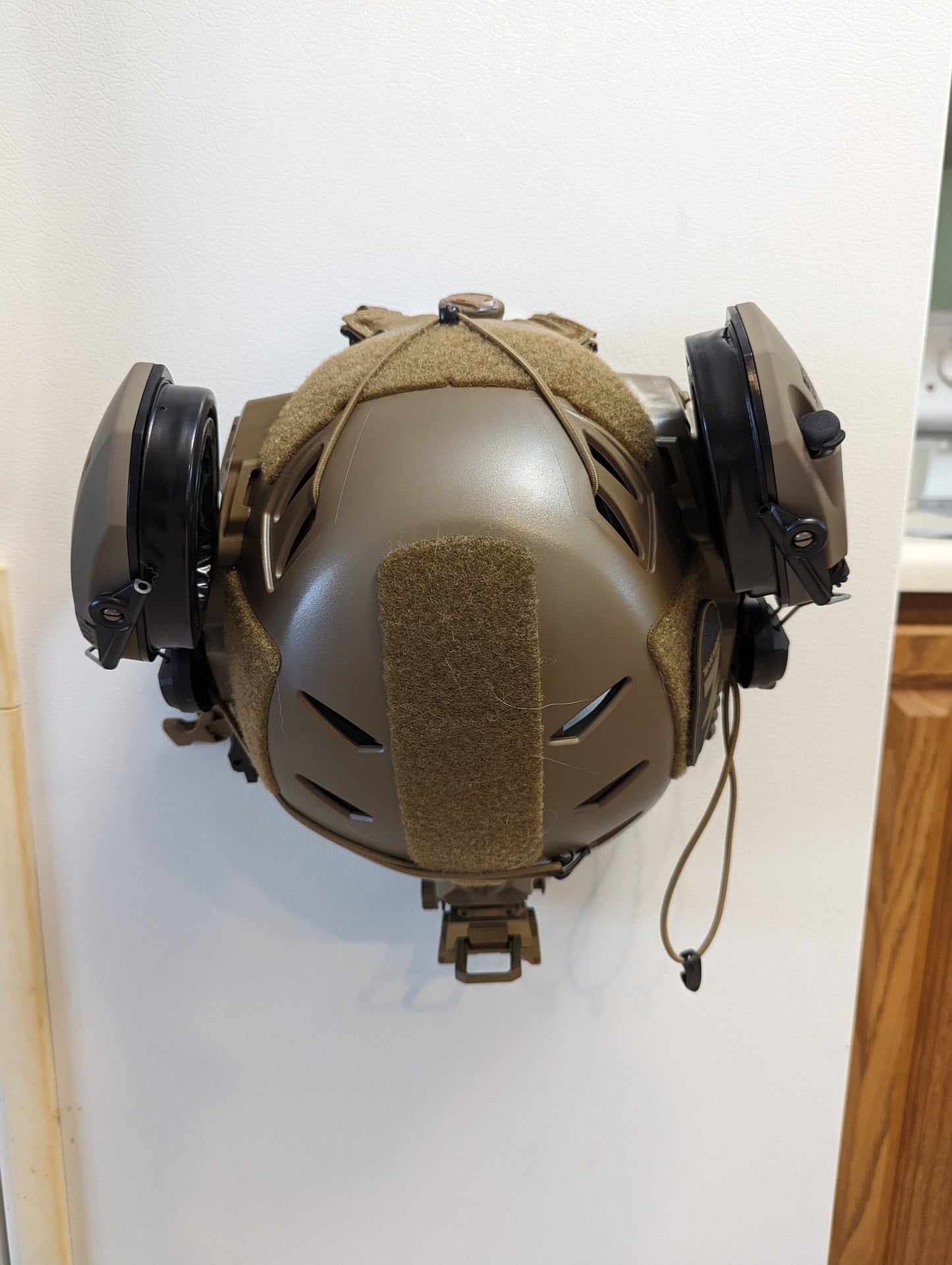 Bump / Ballistic Helmet Mount - Magnetic | Gear Holder Storage Rack